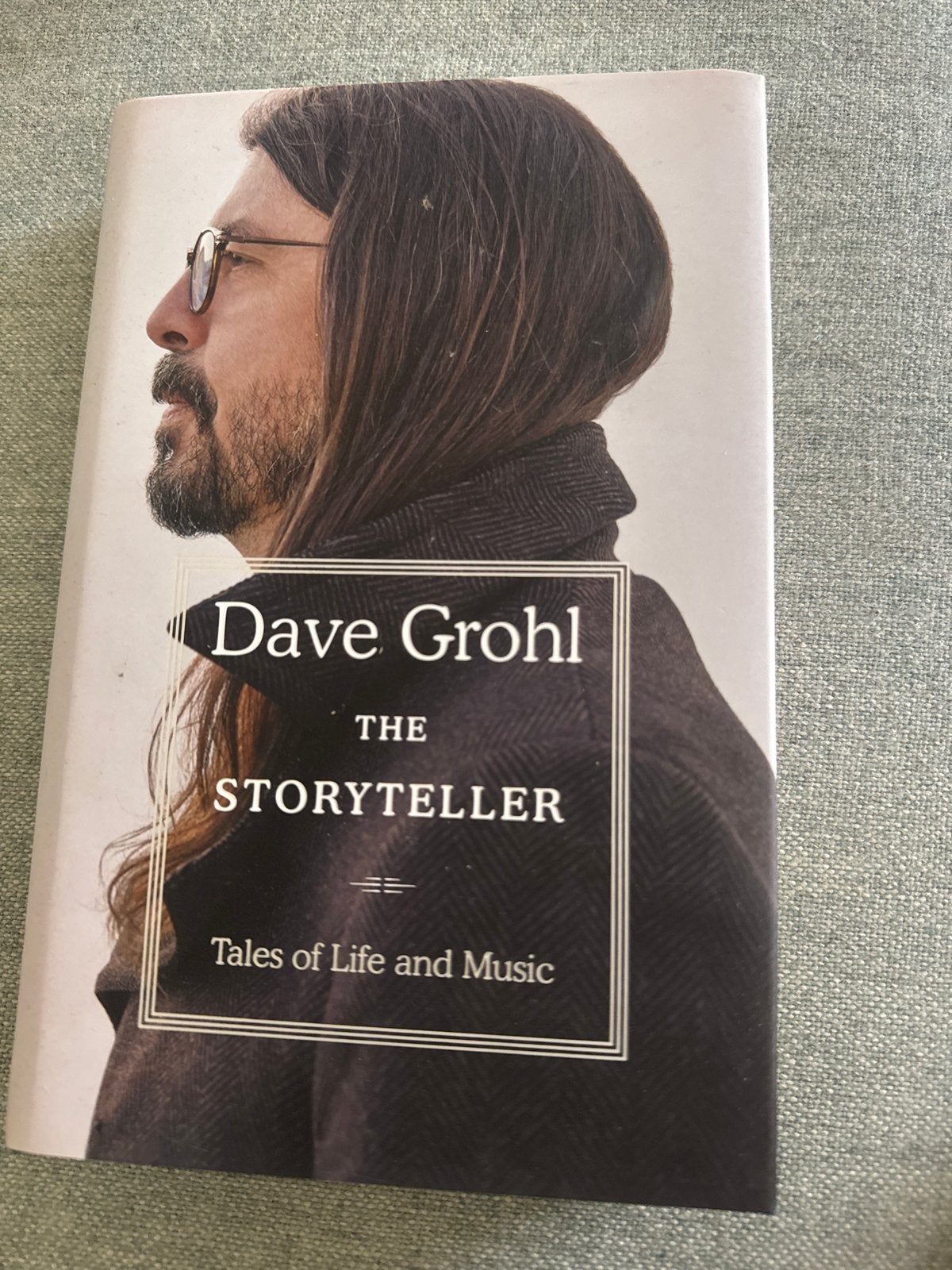 Dave Grohl - The Storyteller: Tales of Life and Music, Boeken, Ophalen of Verzenden, Zo goed als nieuw, Artiest