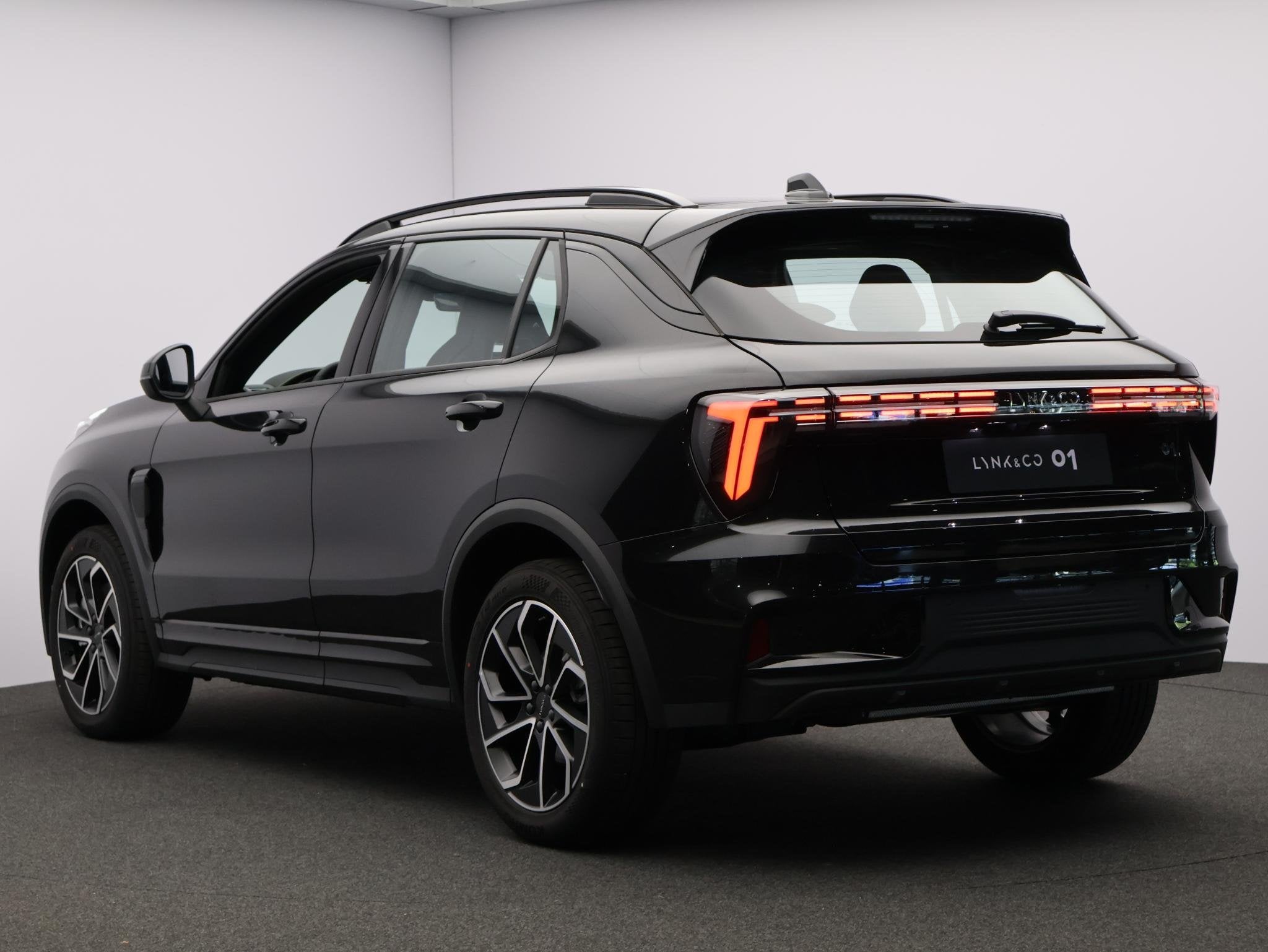 Lynk & Co 01 1.5 Core Demo!| Camera | Stoelverwarming | Carp, Auto's, 1800 kg, Euro 6, 4 cilinders, Alcantara