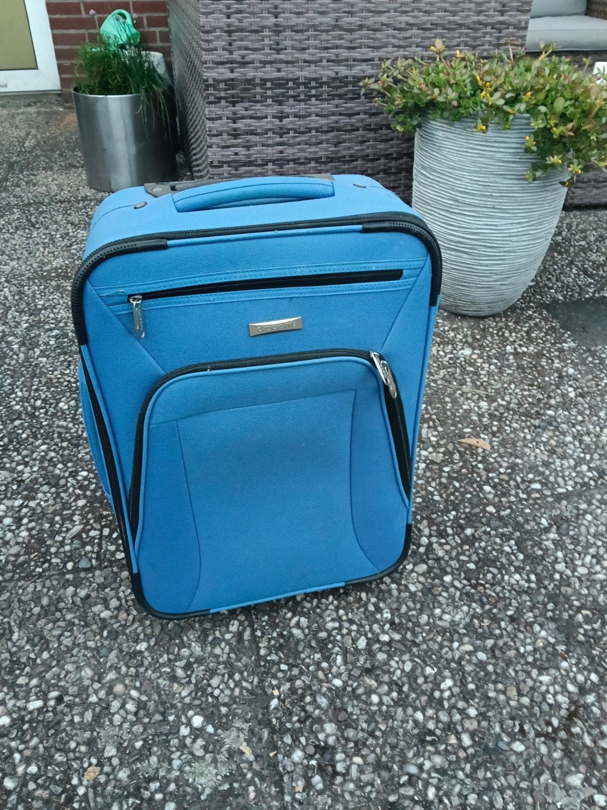 Blauwe Decent koffer in goede staat - 55x35x21 cm, Overige materialen, Wieltjes, Gebruikt, 50 tot 60 cm