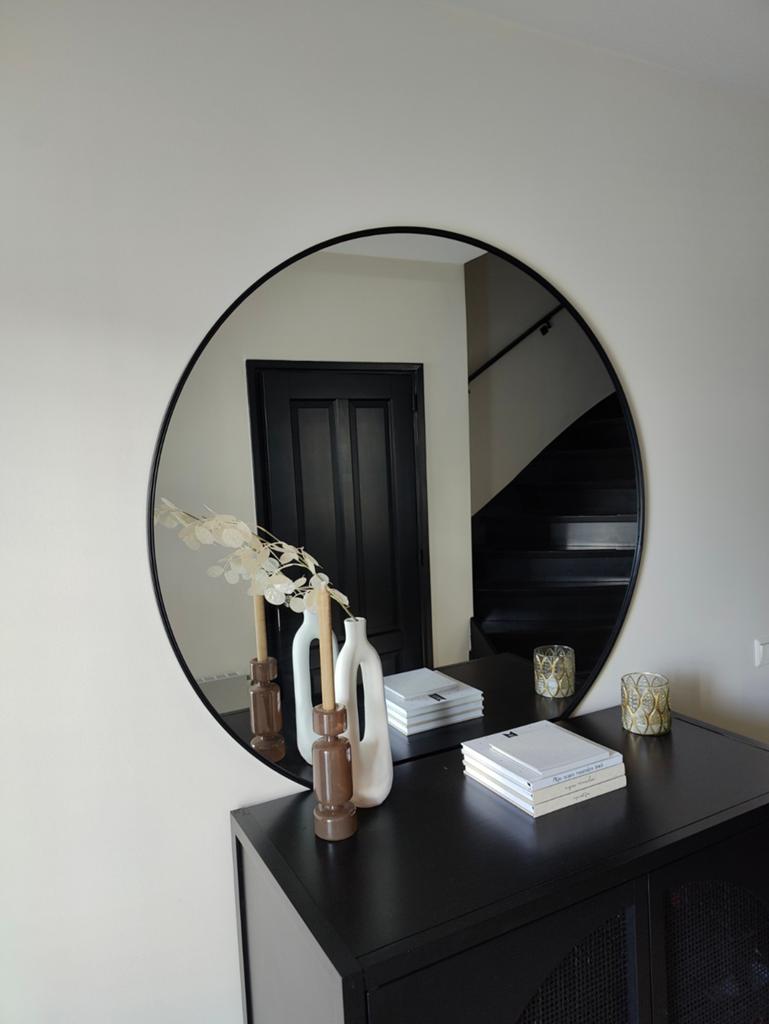 Grote ronde spiegel met zwarte rand - 120 cm diameter, Huis en Inrichting, Woonaccessoires | Spiegels, Ophalen, 100 tot 150 cm