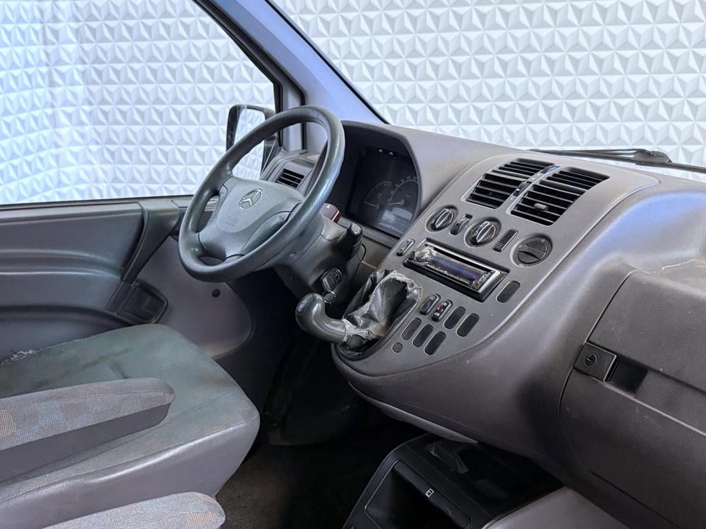 Mercedes-Benz Vito 108 CDI Amigo AIRCO / 151.000km (2003), Auto's, Voorwielaandrijving, Metallic lak, 4 cilinders, 82 pk