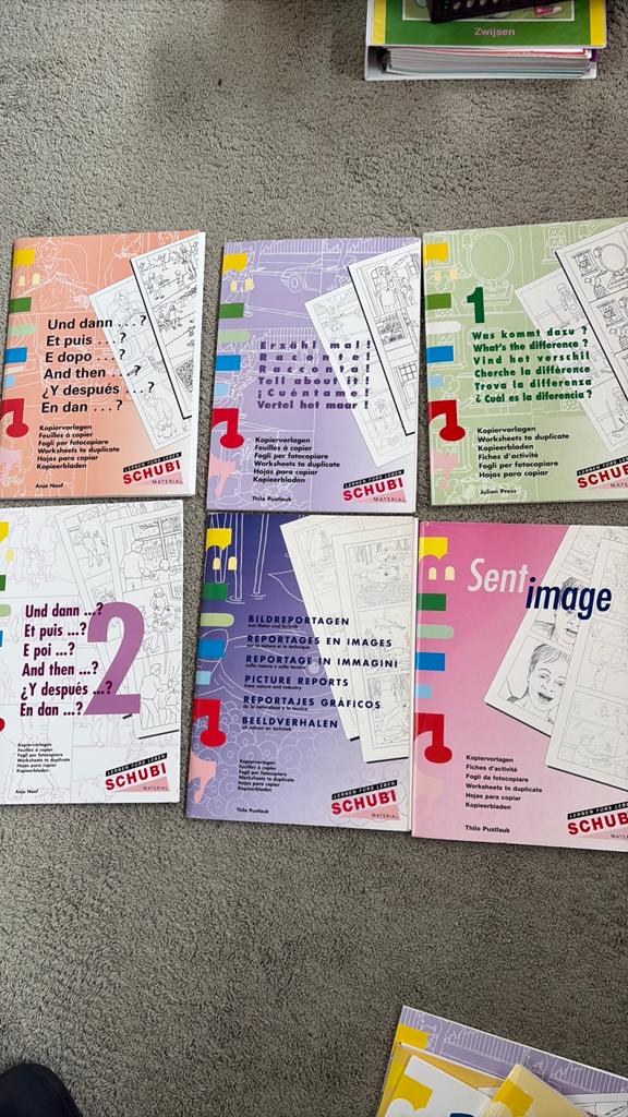 6 kopieermappen Schubi volgordeverhalen, Ophalen of Verzenden, Zo goed als nieuw