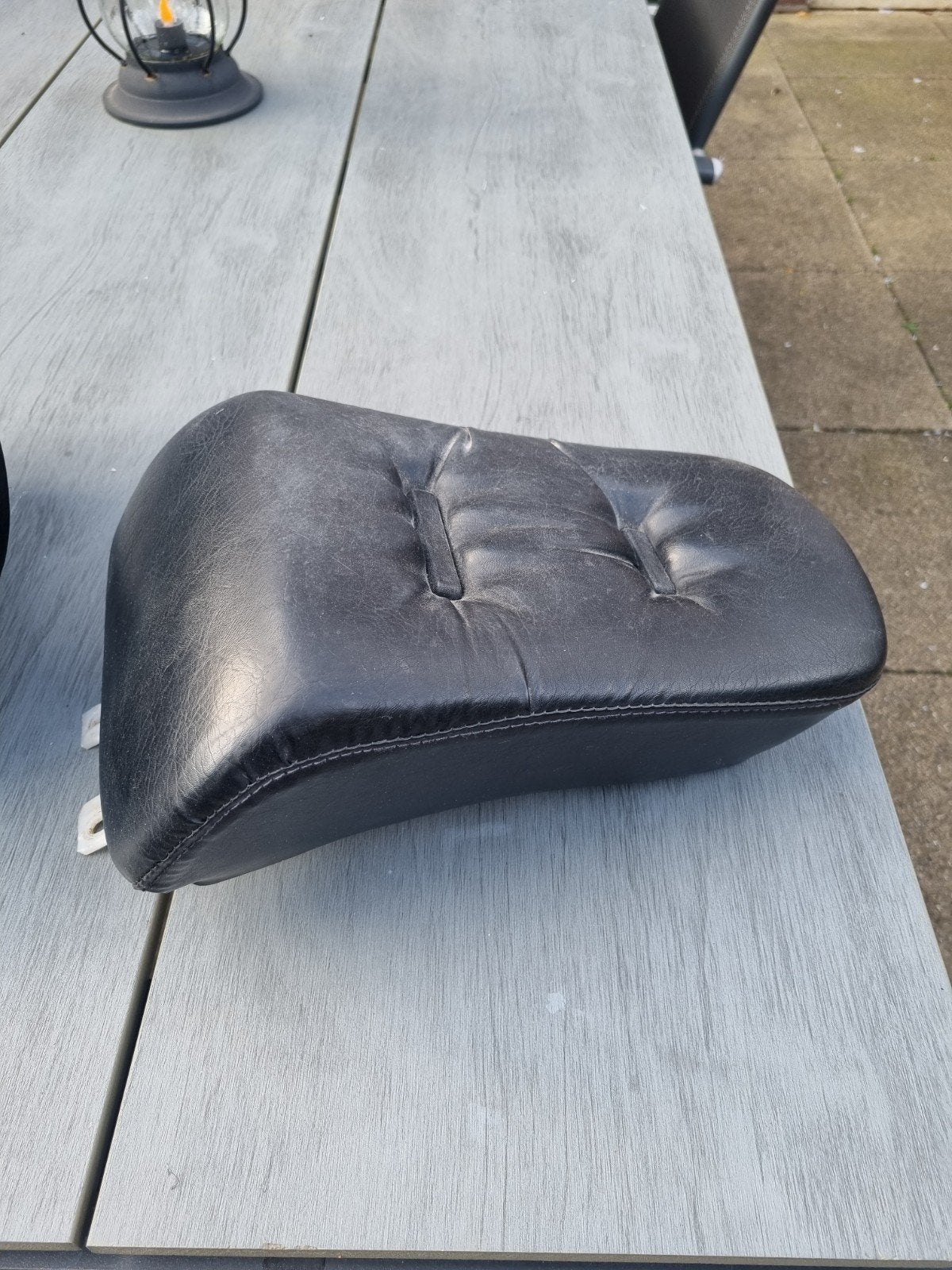 2 zadels voor Suzuki Intruder VS800 GLP, Ophalen, Gebruikt