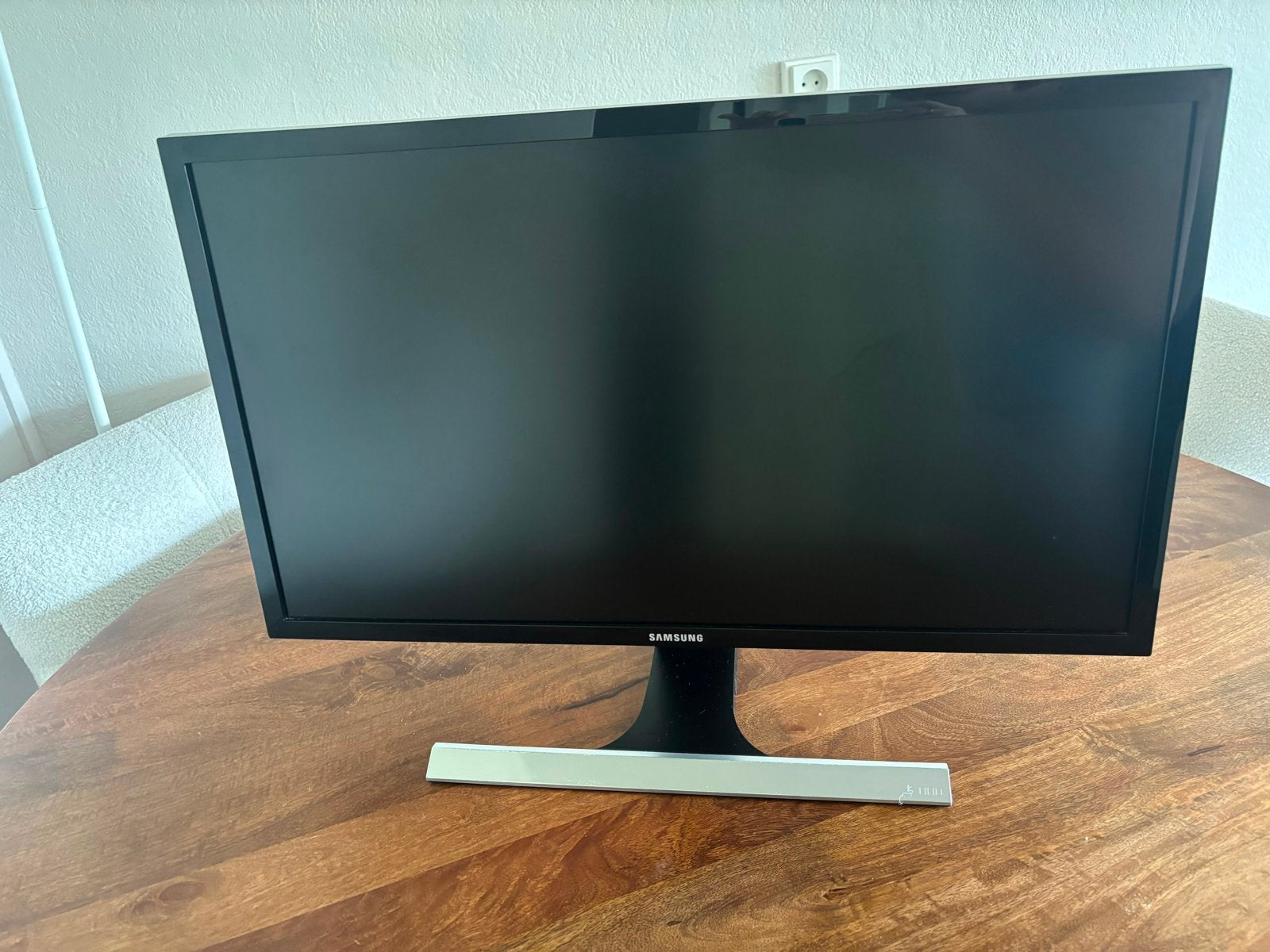 Samsung u28E570D 4K monitor, Computers en Software, Monitoren, Kantelbaar, Ultra HD (4K), 1 tot 2 ms, 60 Hz of minder