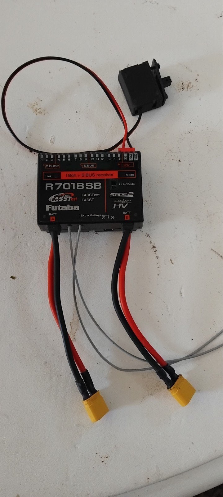 Futaba R7018SB  dubbele sbus ontvanger, Hobby en Vrije tijd, Modelbouw | Radiografisch | Vliegtuigen, Ophalen of Verzenden