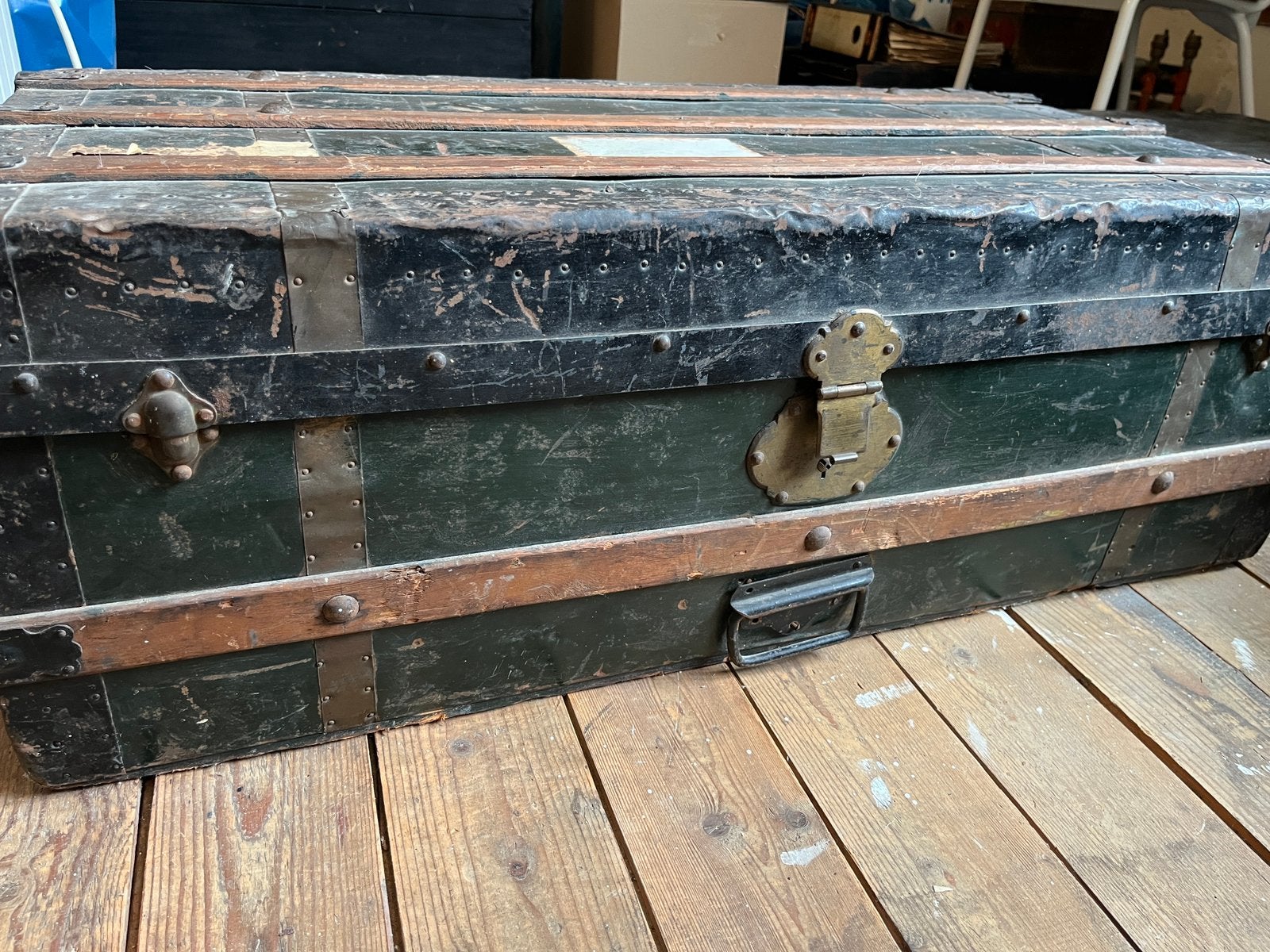 Mooie donkere hutkoffer (groen en zwart), Ophalen, Gebruikt, 50 tot 100 cm, 5 – 50
