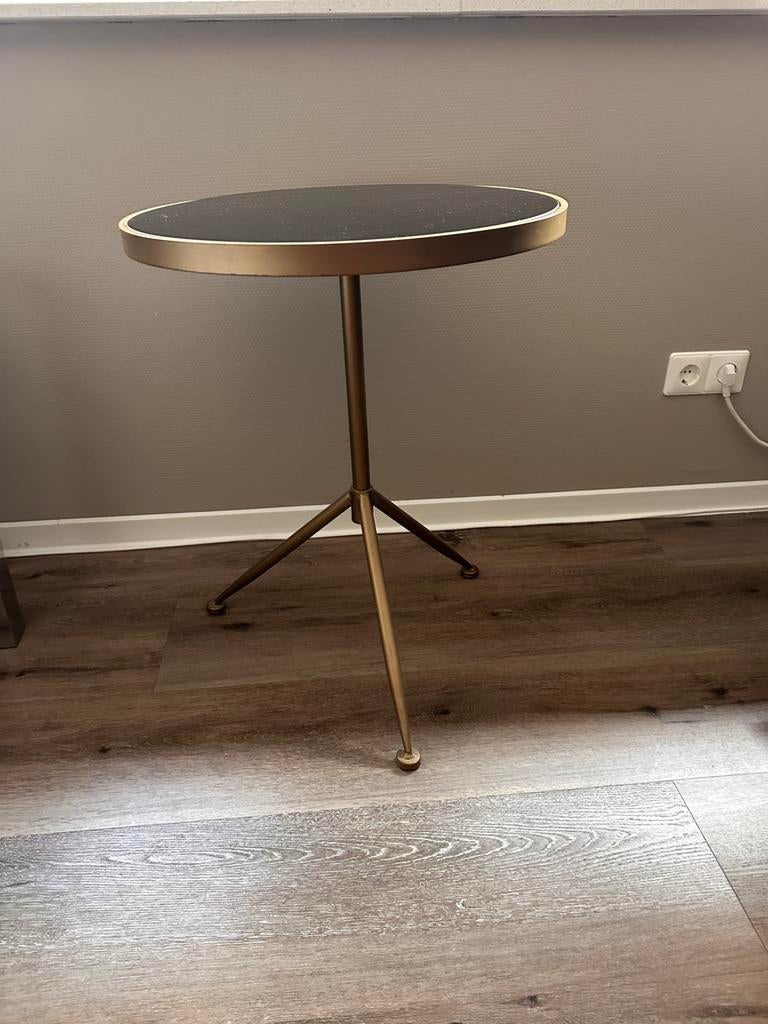 Mooi tafeltje 50 cm hoogte 64 cm zwart met brons, Minder dan 55 cm, Gebruikt, Metaal of Aluminium, Rond