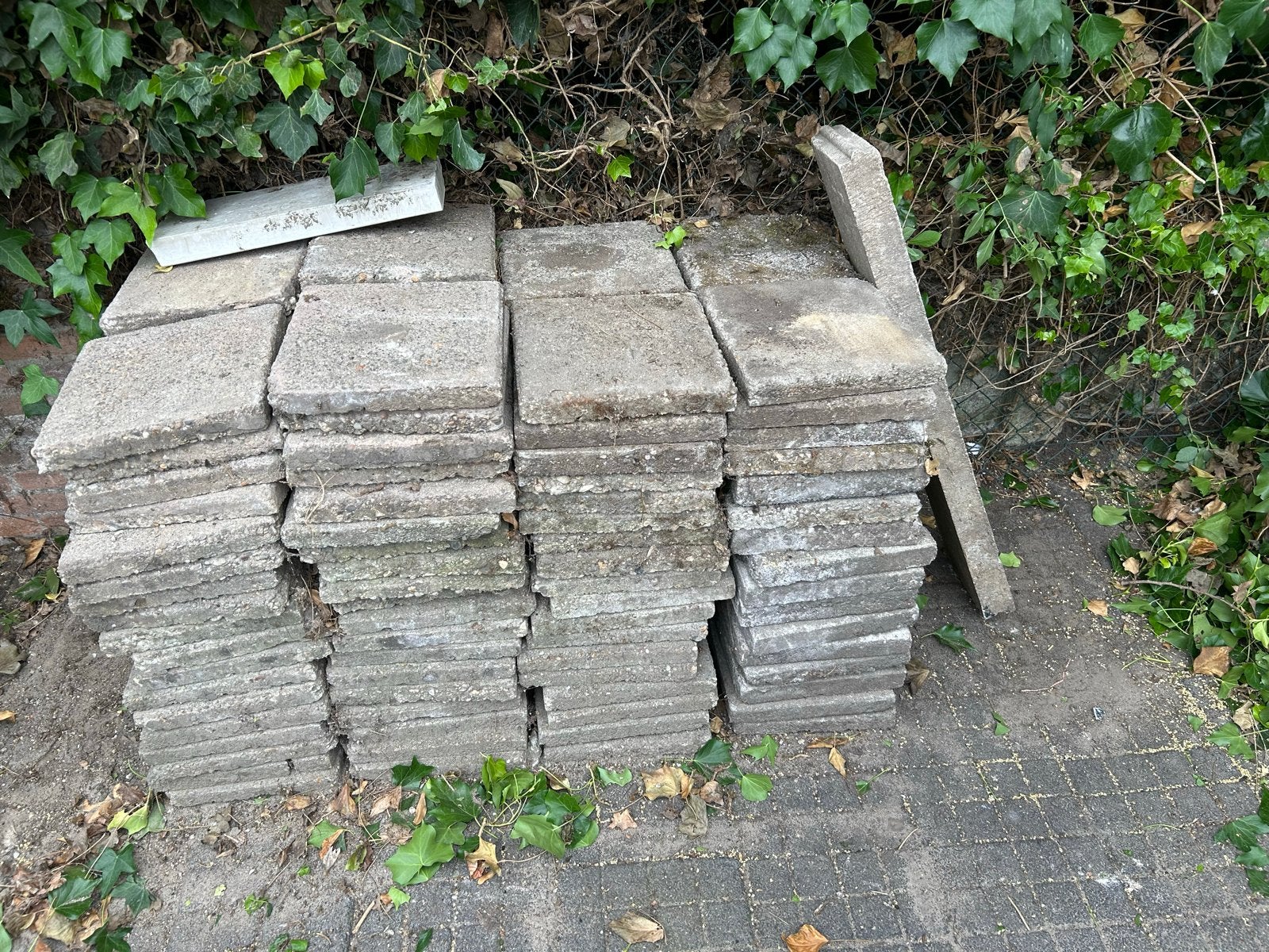 Gebruikte terrastegels van beton, Tuin en Terras, Ophalen, Gebruikt, 5 tot 10 m², Beton