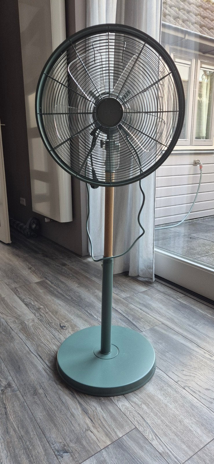 Stijlvolle Statiefventilator - Groen met Houten Accent, Ophalen, Zo goed als nieuw, Statiefventilator