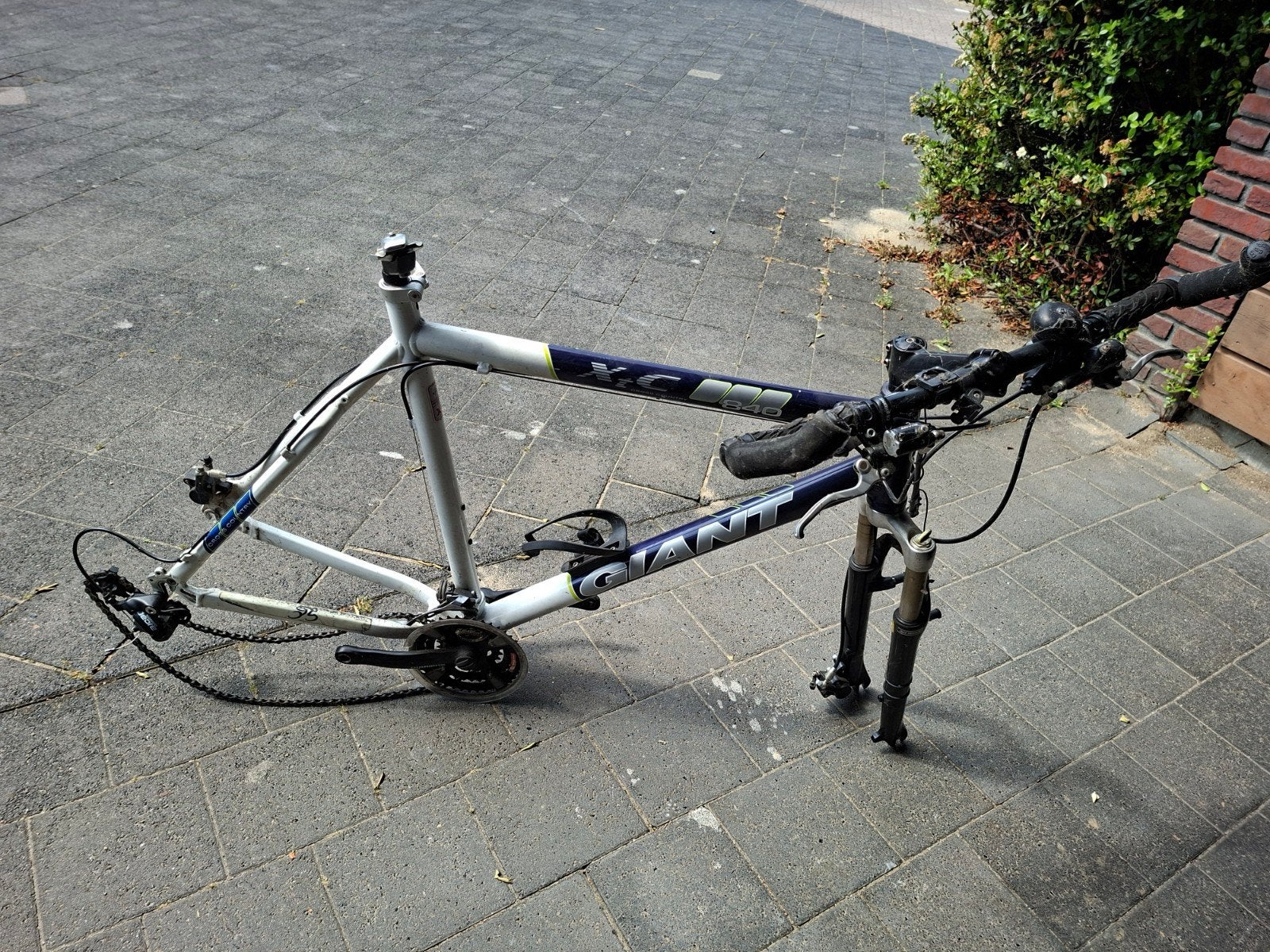Giant Fietsframe met wielen en voorvork, Ophalen, Racefiets, Frame, Gebruikt