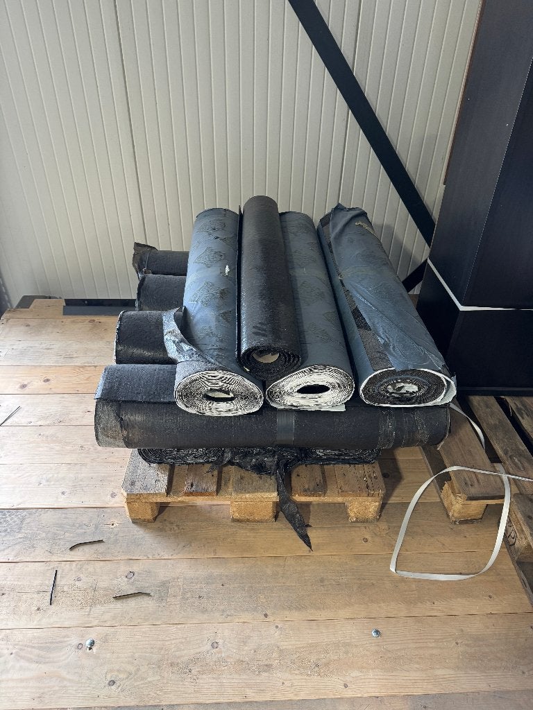 Partij gebruikt dakleer / bitumen dakbedekking, Ophalen, Overige materialen, Gebruikt, Zwart