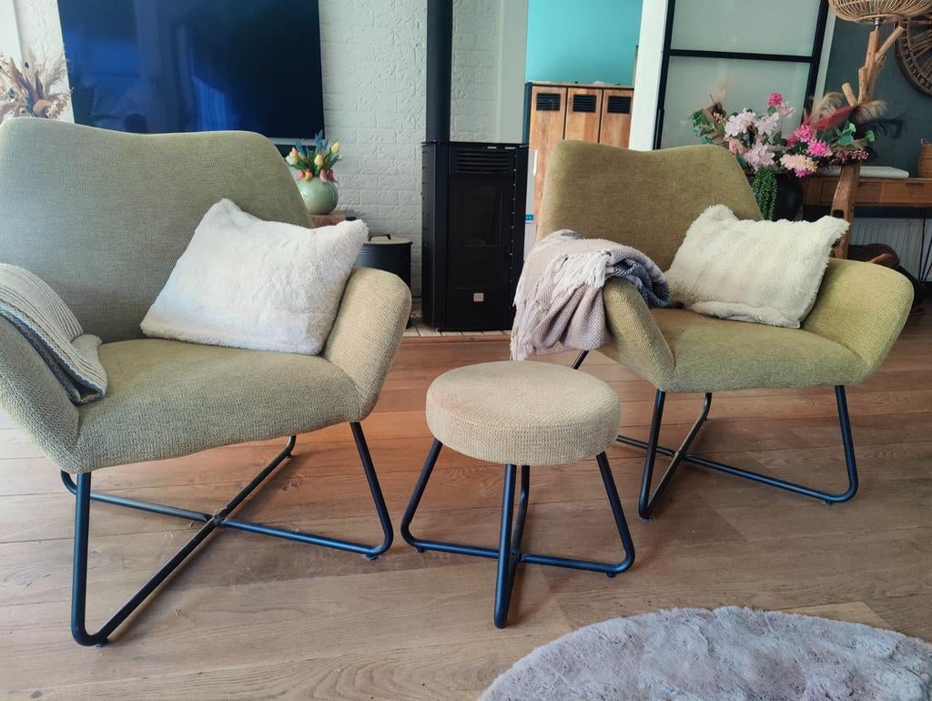 2x Groene Fauteuils met Voetenbankje - Zo goed als nieuw, Modern, Scandinavisch, 75 tot 100 cm, Ophalen of Verzenden, Zo goed als nieuw