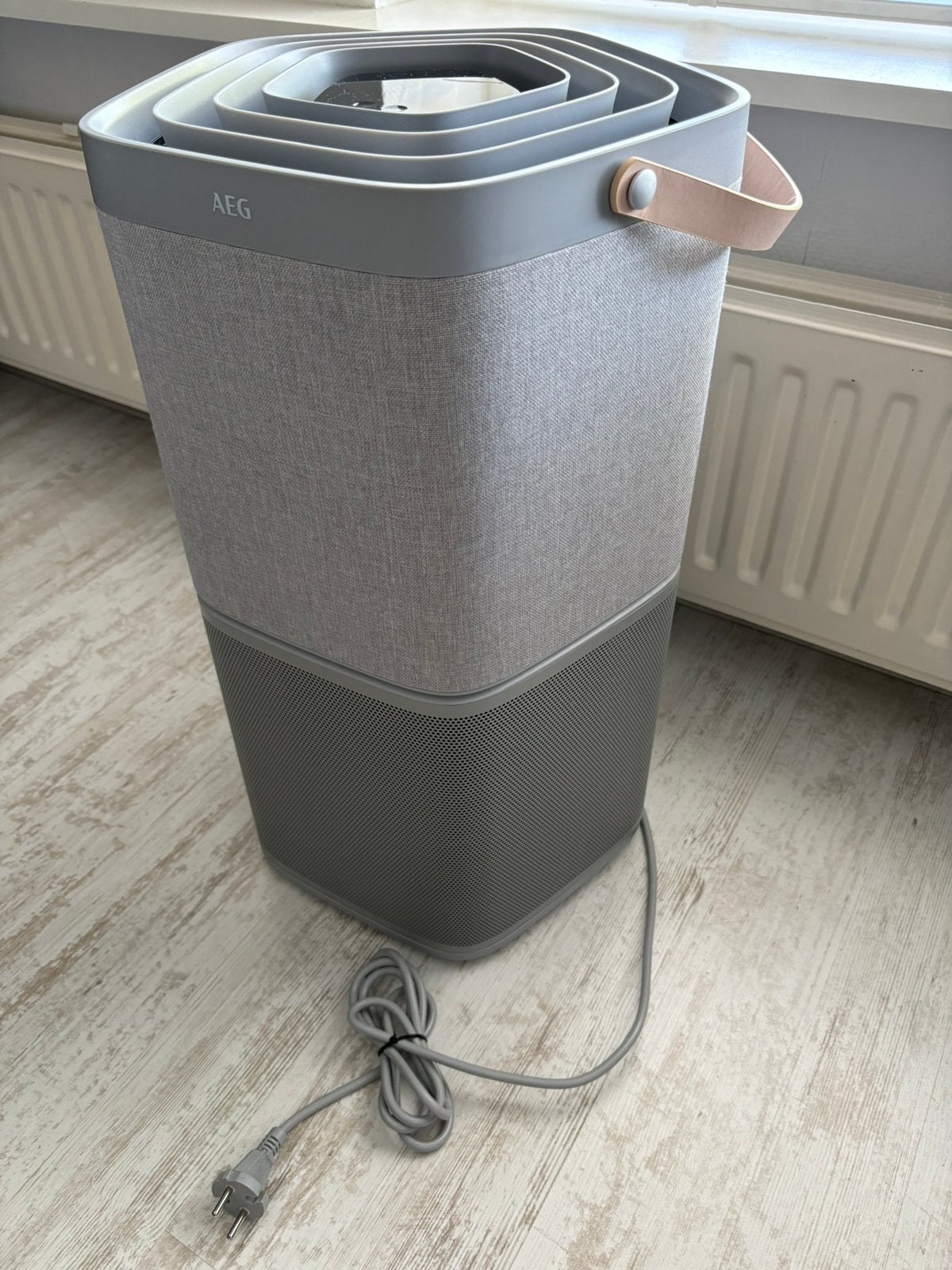 AEG luchtreiniger AX91-404GY incl filter, Ophalen, Gebruikt, Luchtreiniger