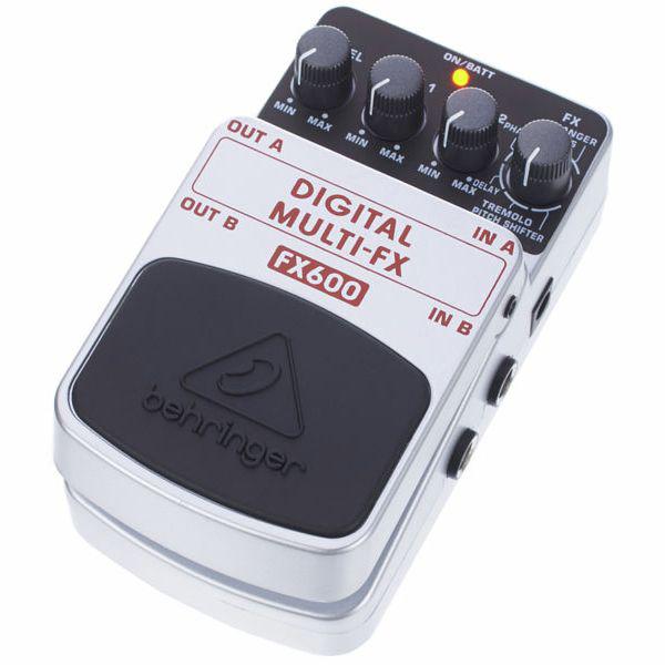 Behringer multi effect pedaal, Muziek en Instrumenten, Effecten, Multi-effect, Ophalen of Verzenden