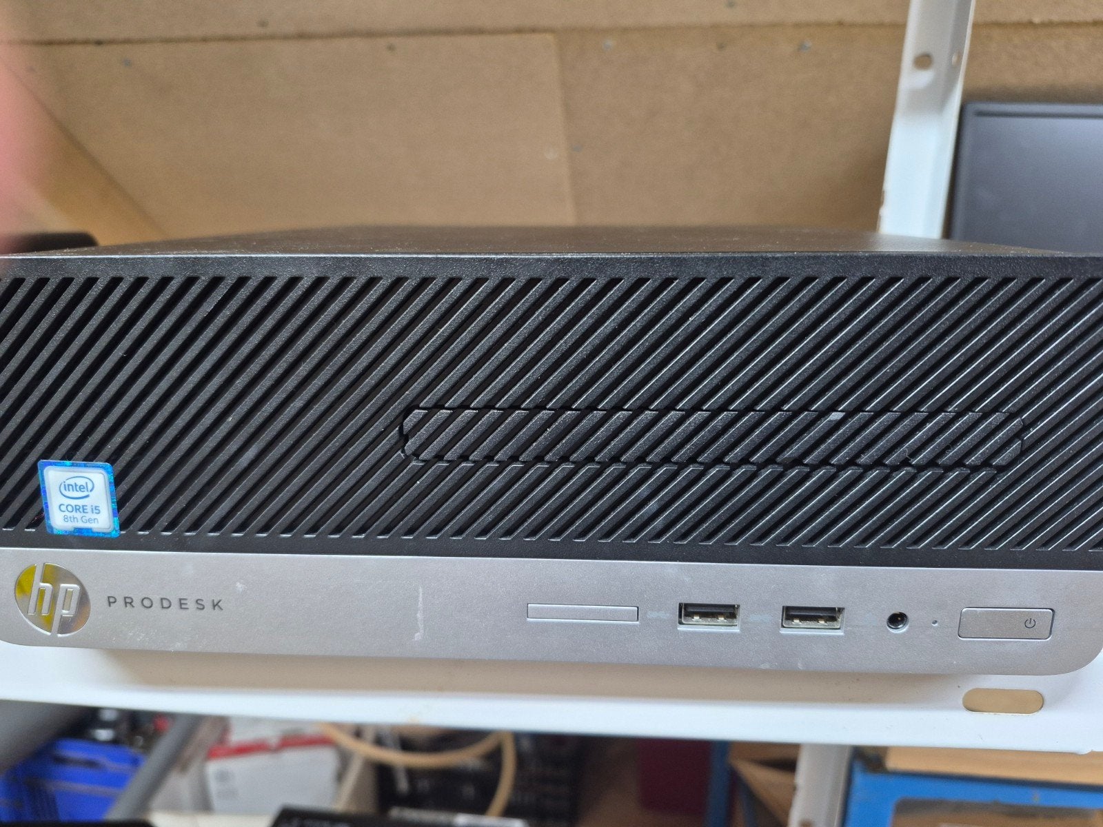 HP ProDesk 400 G6 SFF – i5-8500 | 8GB RAM | 500GB NVMe SSD, Computers en Software, Intel Core i5 8500, 8 GB, HP ProDesk 400 G6 SFF - i5 8500 - 8 GB RAM - 500 GB