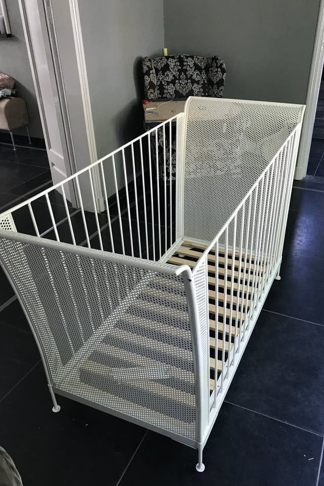 Twee ijzeren kinderbedjes 60x120 cm voor tweeling, Ophalen, Wit, 190 cm of minder, Metaal