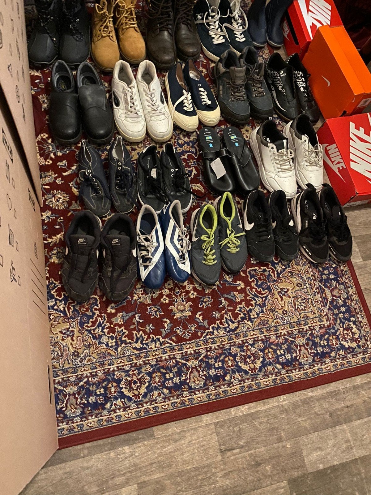 Grote partij herenschoenen 24 paar (Nike, Adidas, Puma), Ophalen, Zo goed als nieuw, Overige kleuren