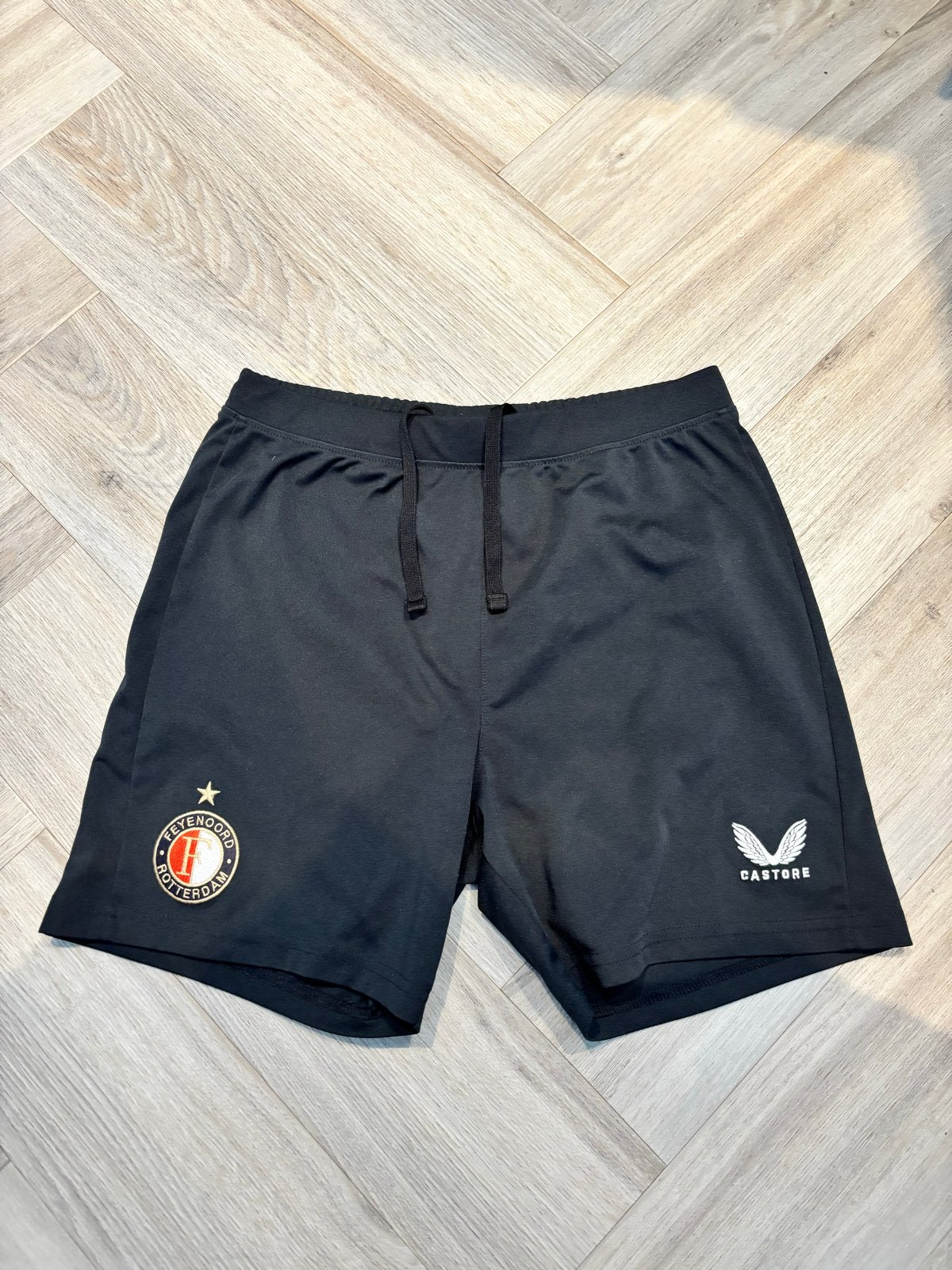 Feyenoord Castore Trainingsbroekje Zwart Maat YXL, Kinderen en Baby's, Ophalen of Verzenden, Zo goed als nieuw