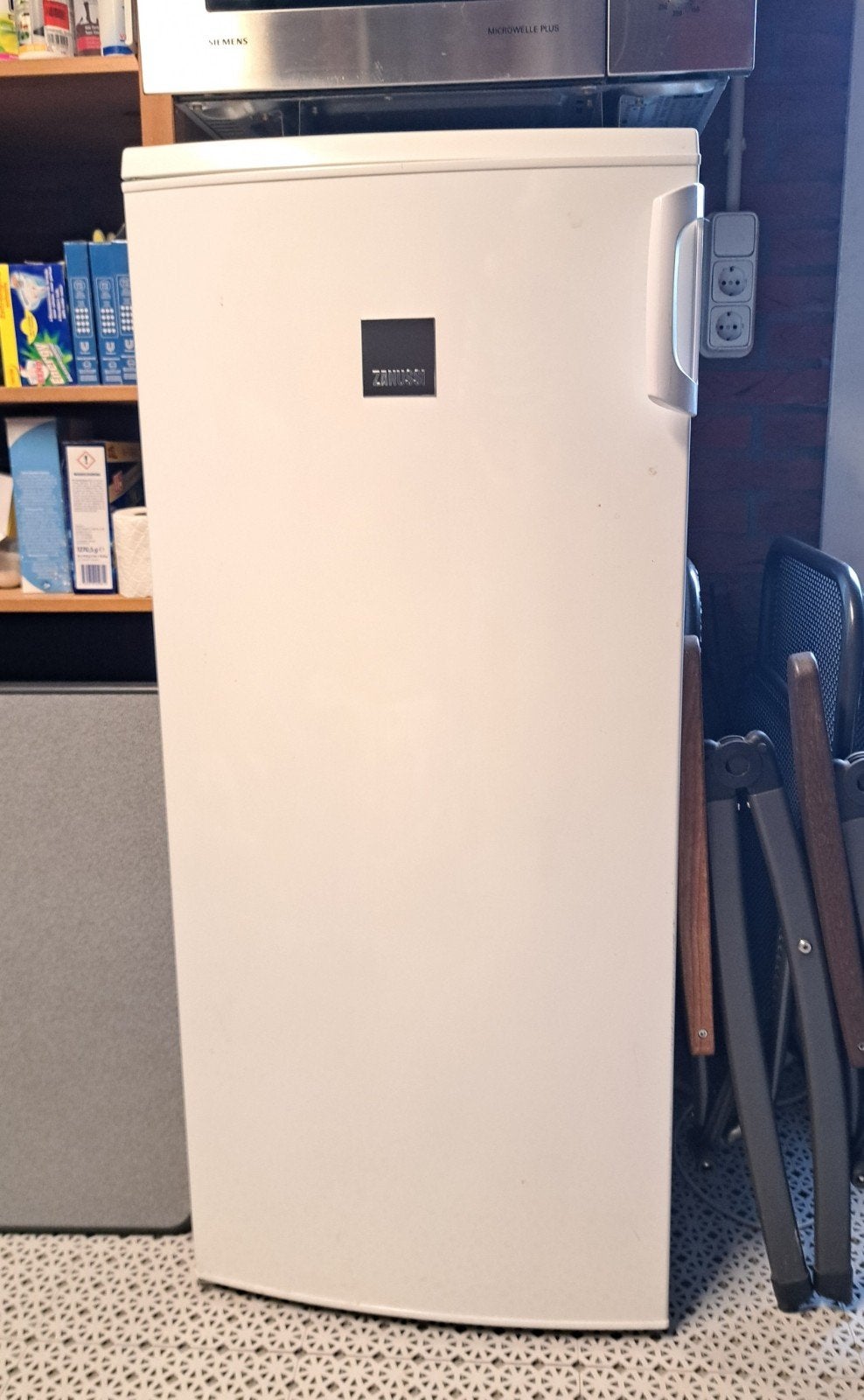 Zanussi ZRA25600WA Koelkast - Ziet er netjes uit, Ophalen, Zonder vriesvak, 120 tot 140 cm, 200 liter of meer