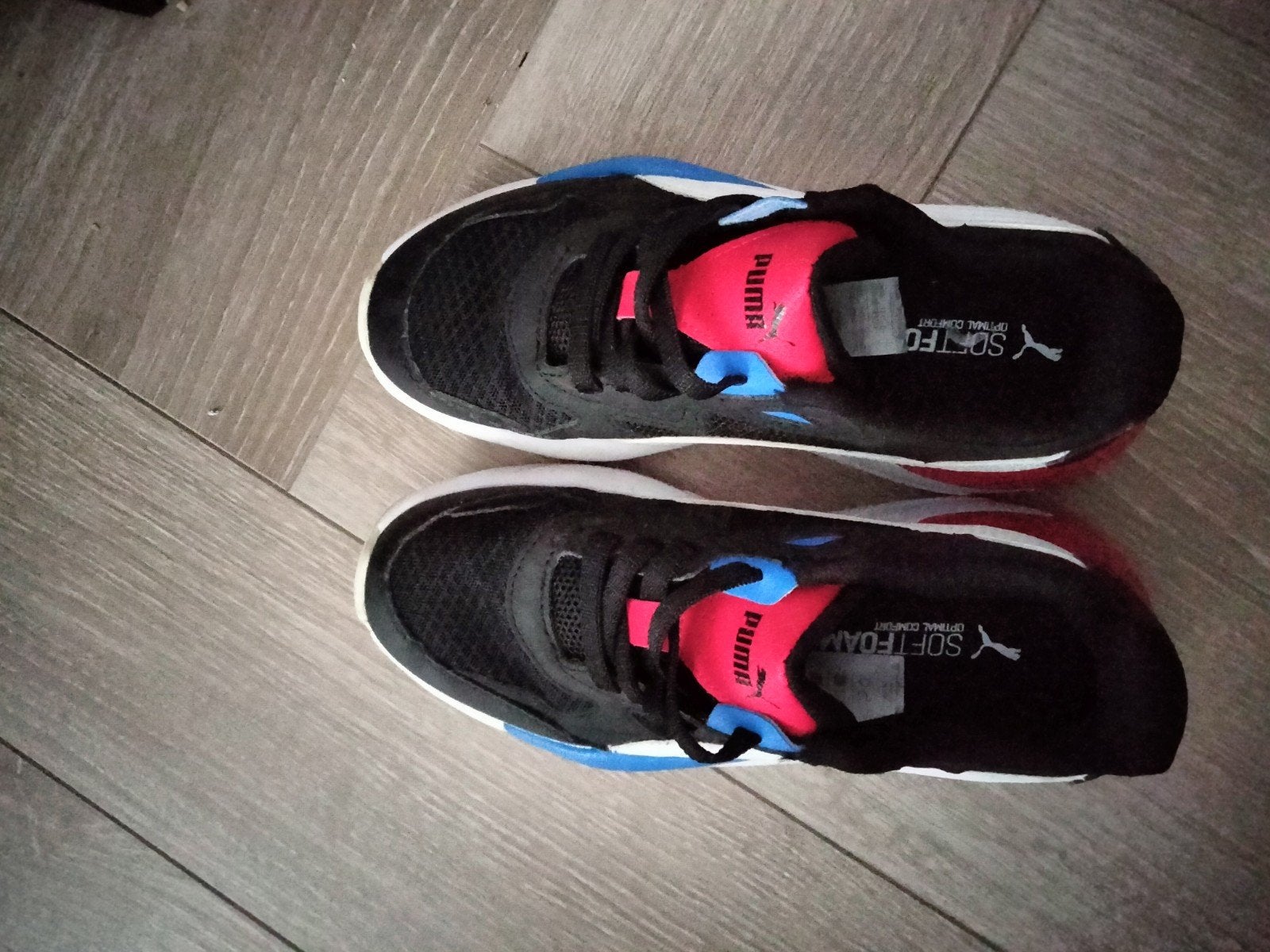 Puma sneakers maat 35 - Zwart, rood, blauw, Puma, Ophalen of Verzenden, Zo goed als nieuw, Jongen of Meisje