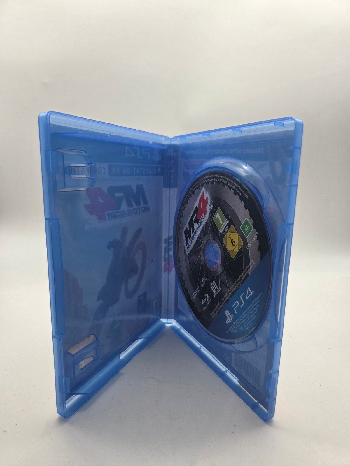 Moto Racer 4 PS4 - Racegame met VR-compatibiliteit, Microids, 1 speler, Racen en Vliegen, Virtual Reality