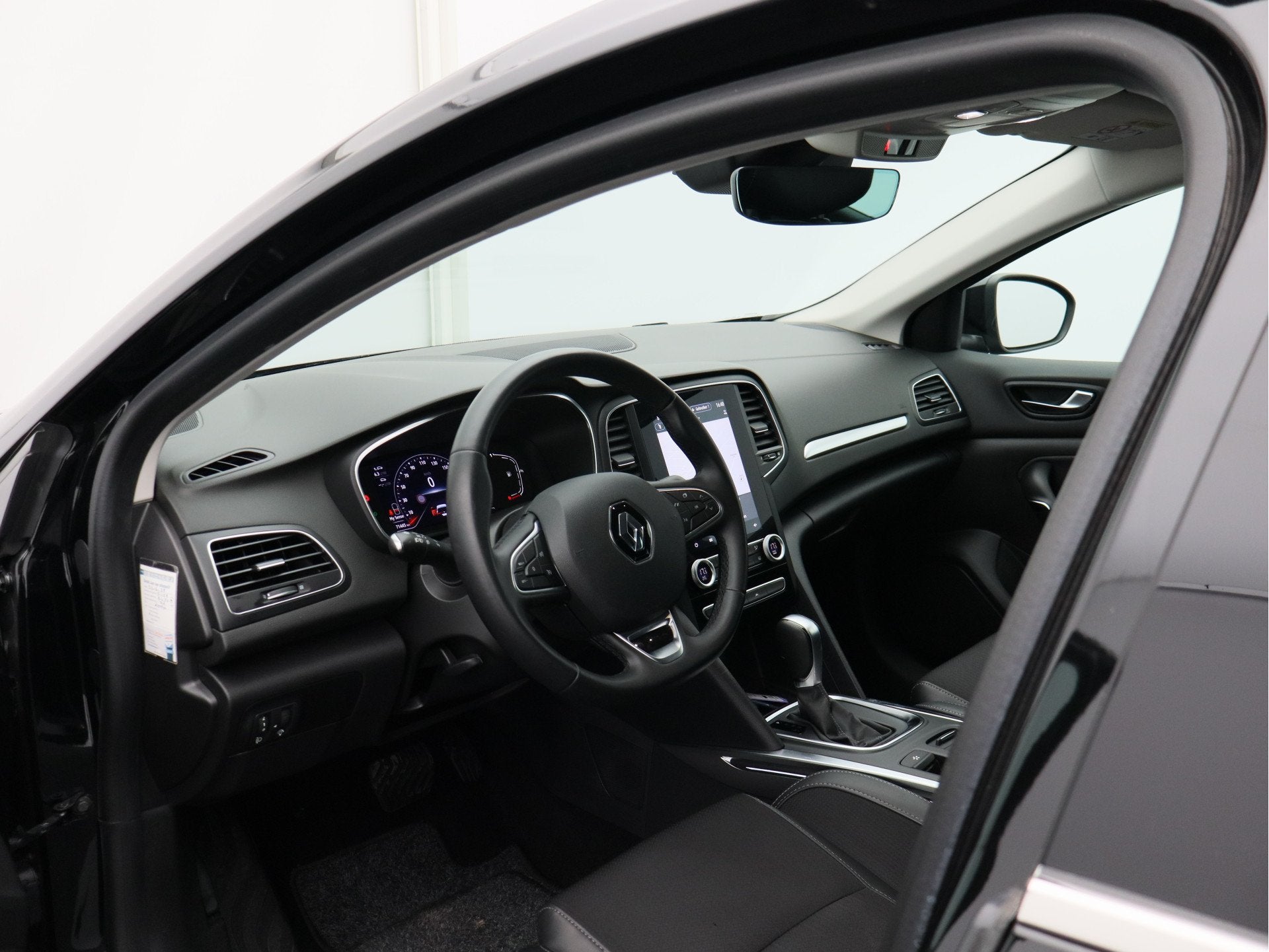Renault Mégane Estate 1.3 TCe 140 Techno/ automaat/ trekhaa, Stof, Gebruikt, 4 cilinders, Parkeersensor