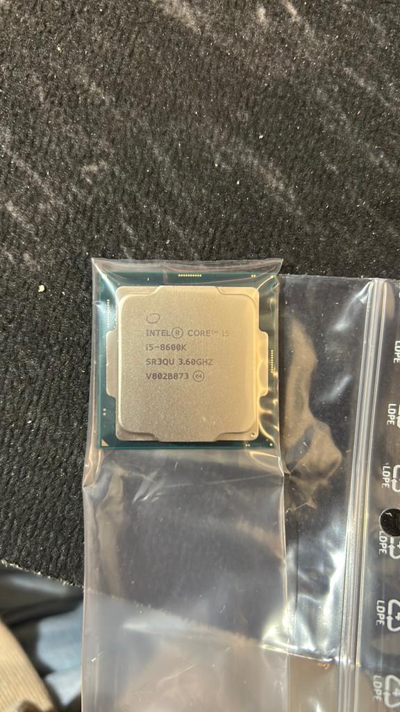 Intel I5 - 8600K 3.6Ghz CPU processor, Ophalen of Verzenden, Zo goed als nieuw, Desktop