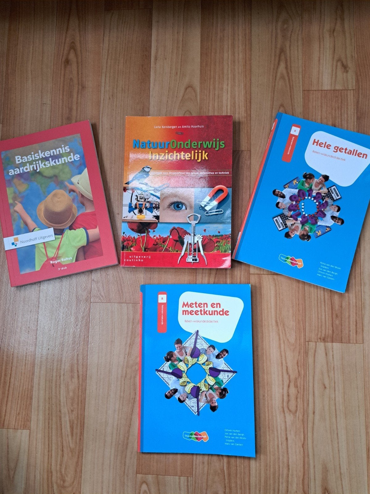 Pabo boeken, Boeken, Ophalen, Zo goed als nieuw, Overige niveaus, Aardrijkskunde