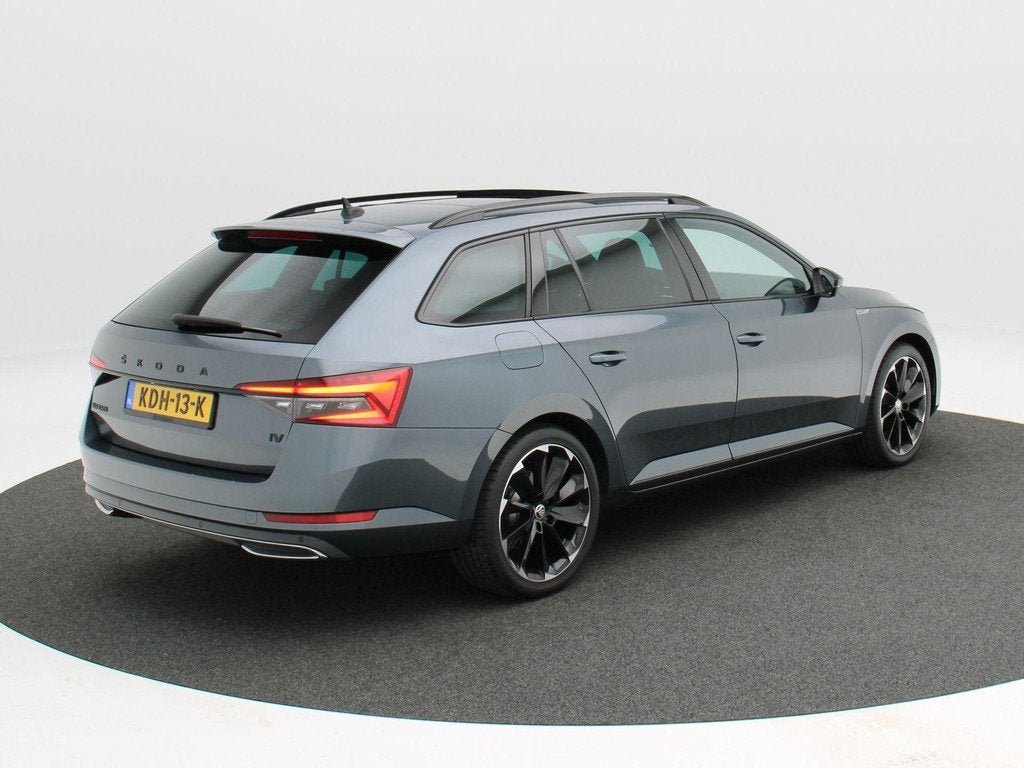 Skoda Superb 1.4 TSi 218 Pk iV Sportline Business | Panorama, Auto's, Skoda, Gebruikt, Euro 6, 4 cilinders, Alcantara