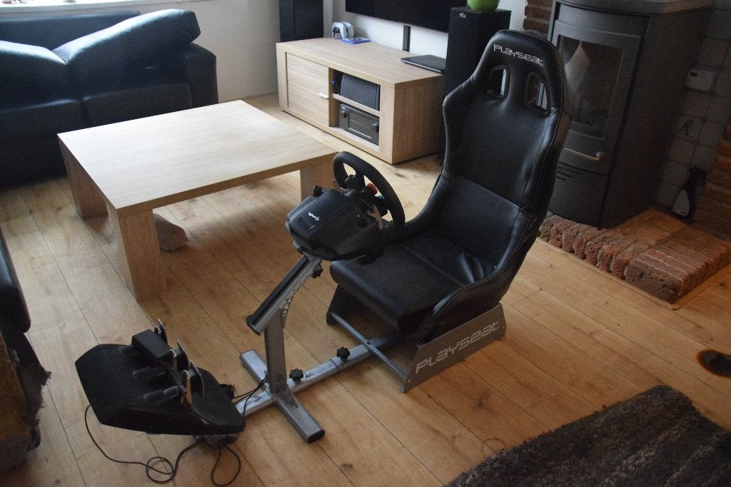 playseat met logitech g29 met pedalen, Spelcomputers en Games, Ophalen, Zo goed als nieuw, Playseat of Racestoel, PlayStation 2