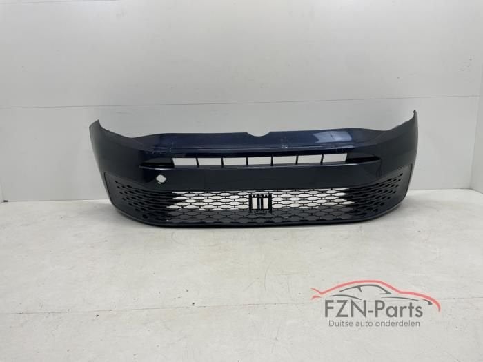 VW Caddy 2K7 Voorbumper LT5W Starlight Blue, Auto-onderdelen, Ophalen of Verzenden, Gebruikt, Voor, Bumper
