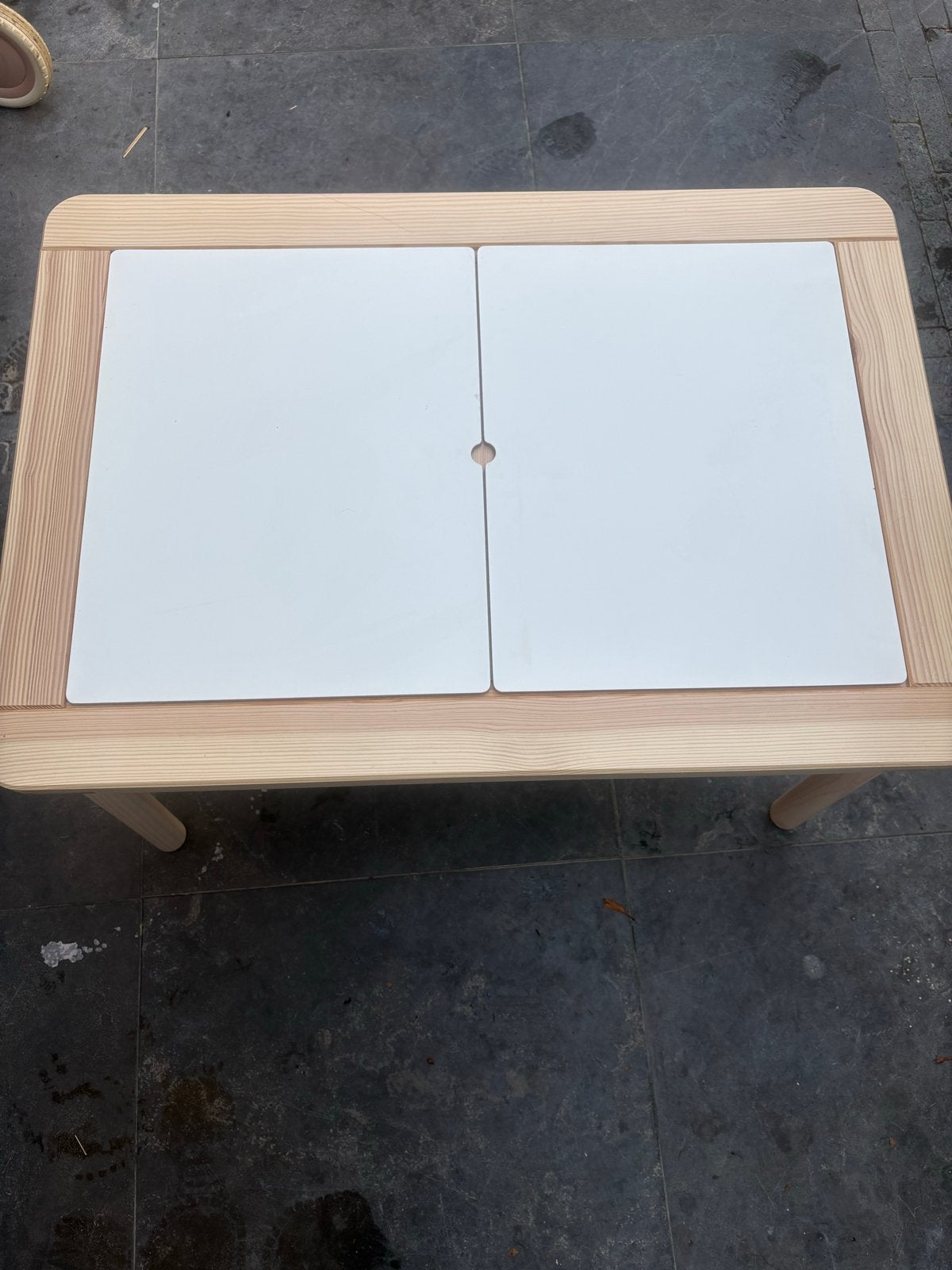 IKEA FLISAT Kinder speeltafel met opbergruimte, Ophalen, Zo goed als nieuw
