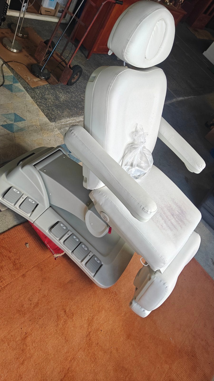 Professional electric treatment chair for sale., Ophalen, Gebruikt, Apparaat
