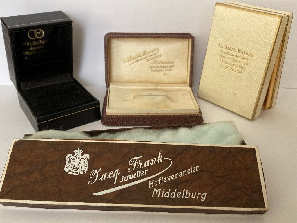 4 Vintage juweliers doosjes, diverse sieradendoosjes, Antiek en Kunst, Curiosa en Brocante, Ophalen of Verzenden