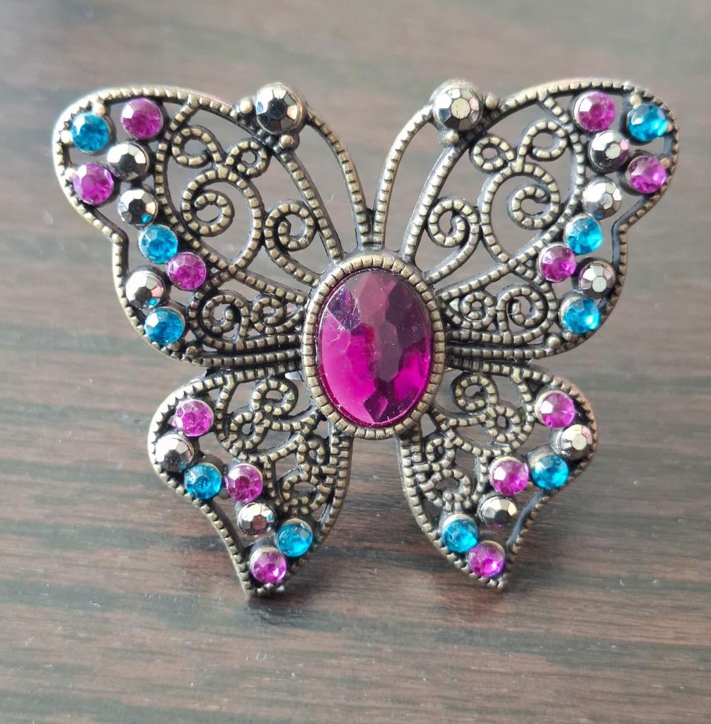 Vlinderring met kleurrijke steentjes, Overige materialen, Ophalen of Verzenden, Zo goed als nieuw, Dame