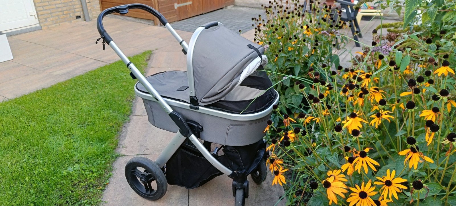 Musty Transit kinderwagen set, Zo goed als nieuw, Ophalen, Kinderwagen, Met autostoeltje