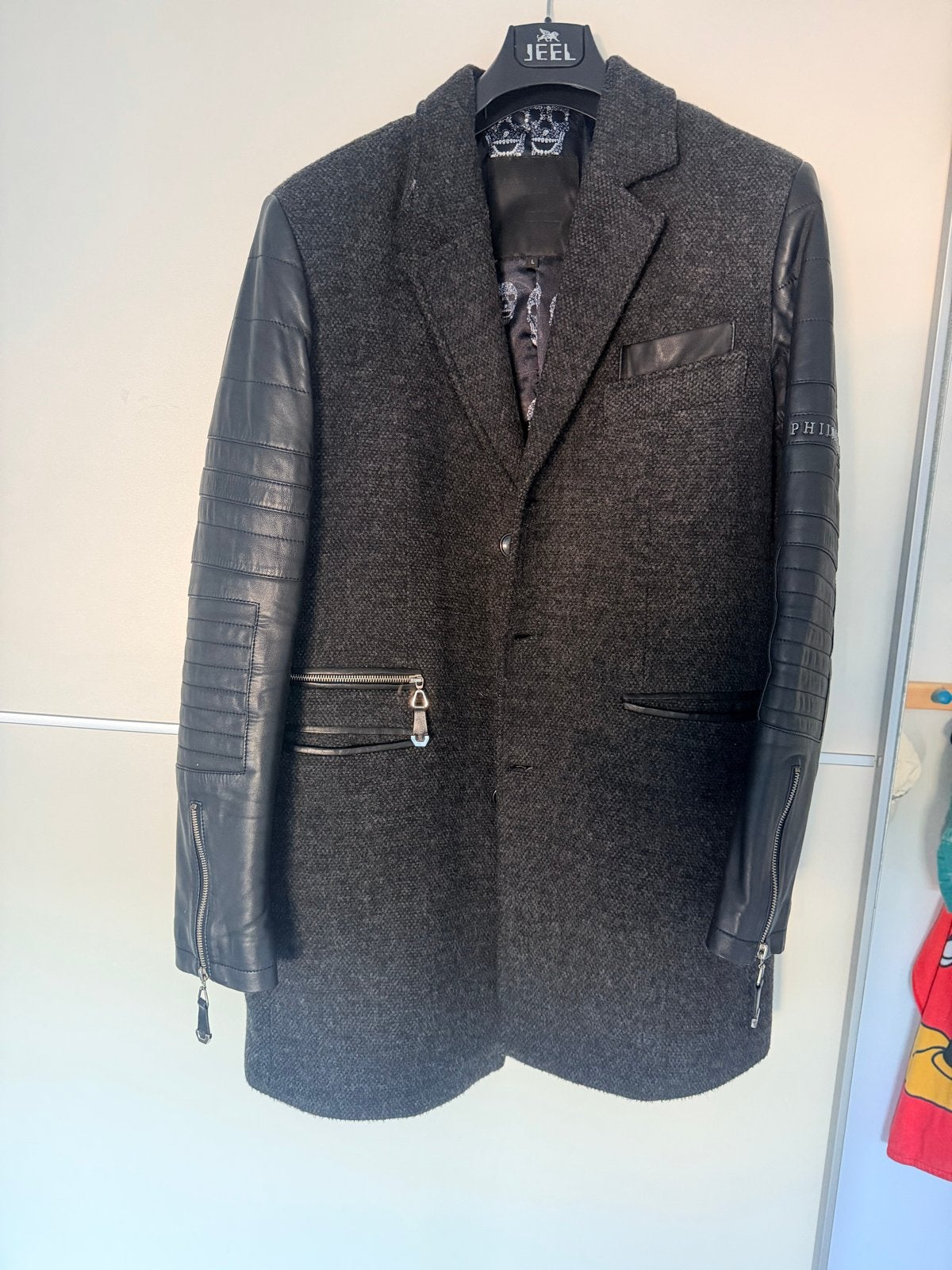 Philipp Plein lange jas met leren mouwen - Maat L, Ophalen of Verzenden, Zo goed als nieuw, Maat 52/54 (L), Grijs