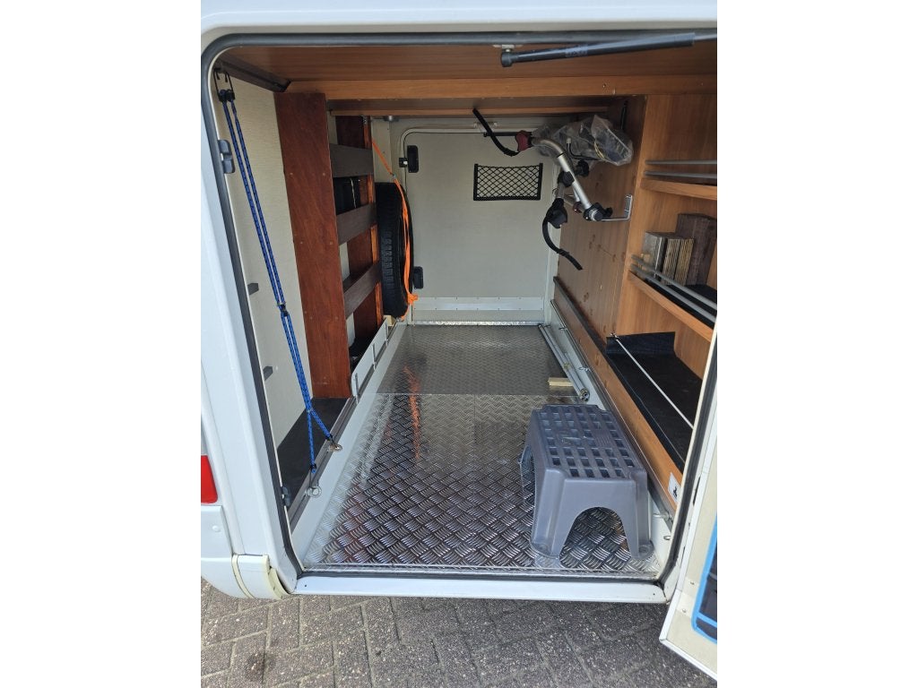 Foto 11 van Hymer B 588 in top staat 2014 met Levelsysteem