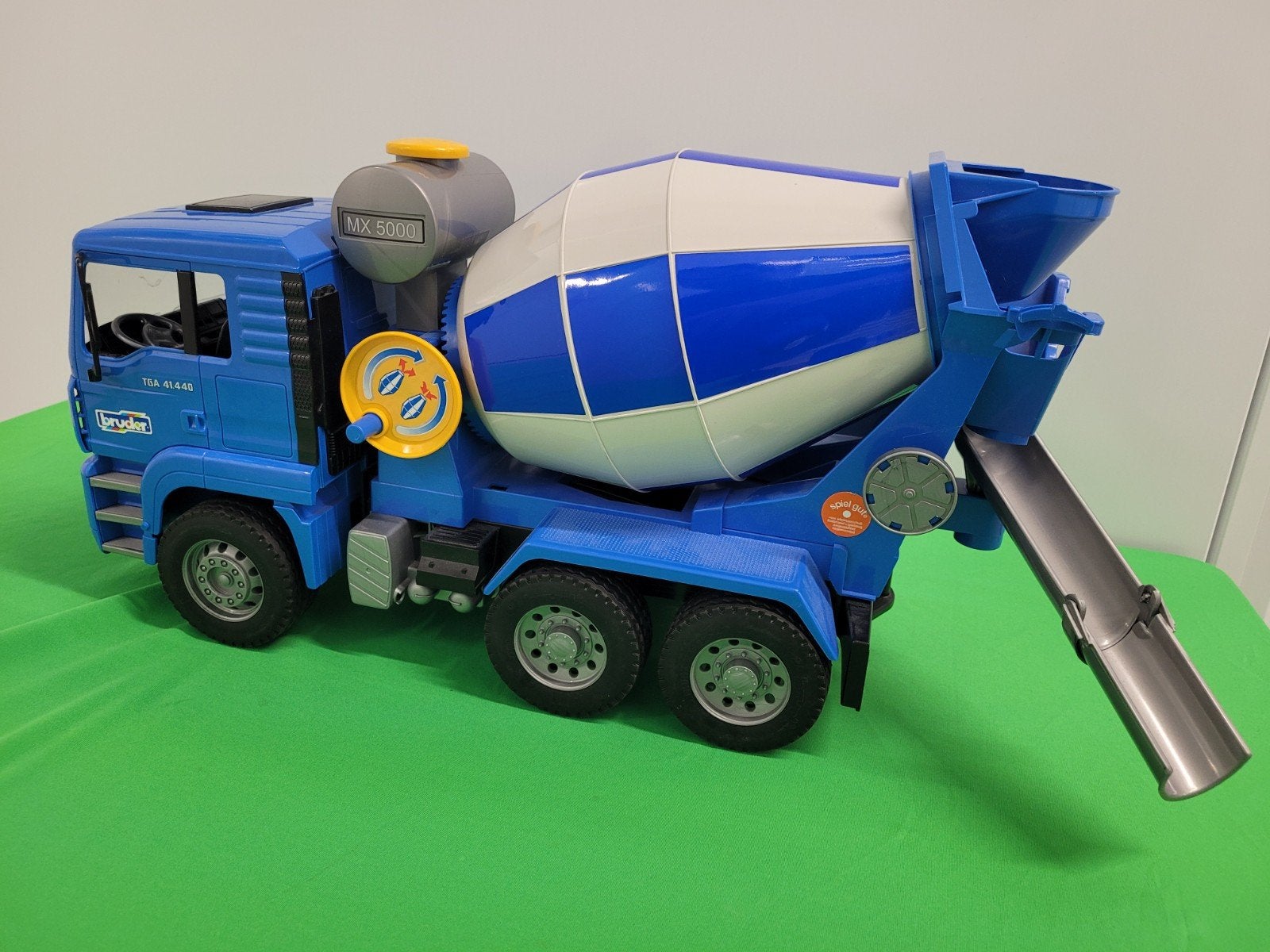 Bruder MAN TGA Betonmixer blauw grote speelgoed auto, Kinderen en Baby's, Speelgoed | Speelgoedvoertuigen, Ophalen of Verzenden