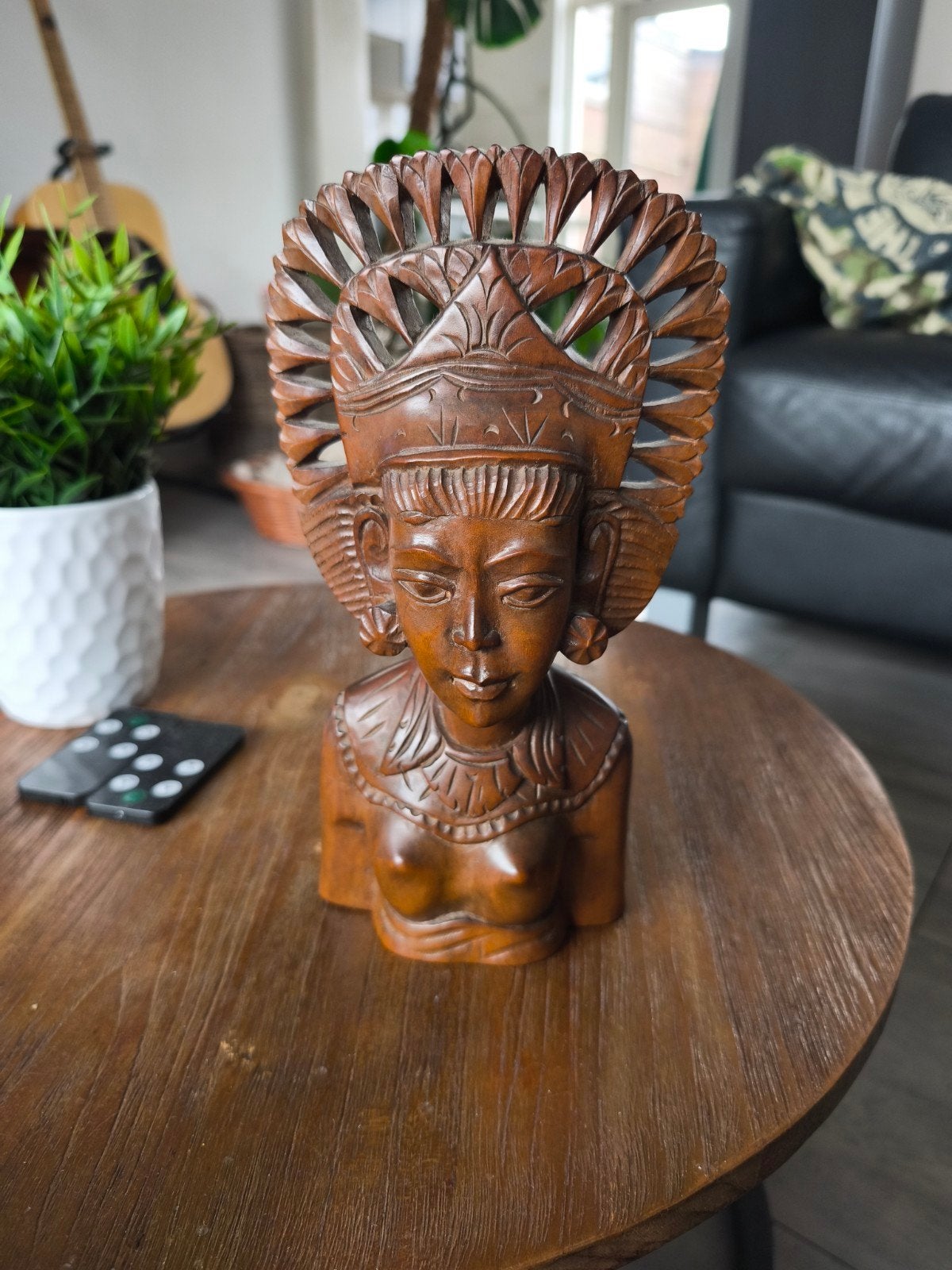 Houten buste Indonesische vrouw, 25,5 cm, Ophalen of Verzenden