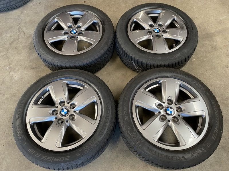 16 inch originele velgen + winterbanden BMW 1, 2 serie F40, Auto-onderdelen, Gebruikt, -, Banden en Velgen, -