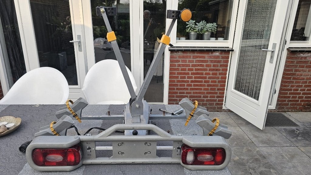 Fietsendrager 2 elektrische fietsen (70 kg) voor trekhaak, Ophalen, Gebruikt, Elektrische fiets, 2 fietsen