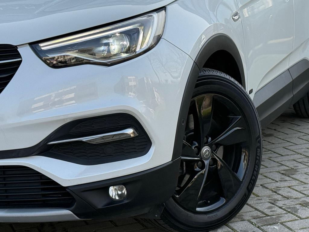 Opel Grandland X 1.6 Turbo Hybrid Elegance /Camera / Carplay, Auto's, Euro 6, 4 cilinders, 181 pk, Wit