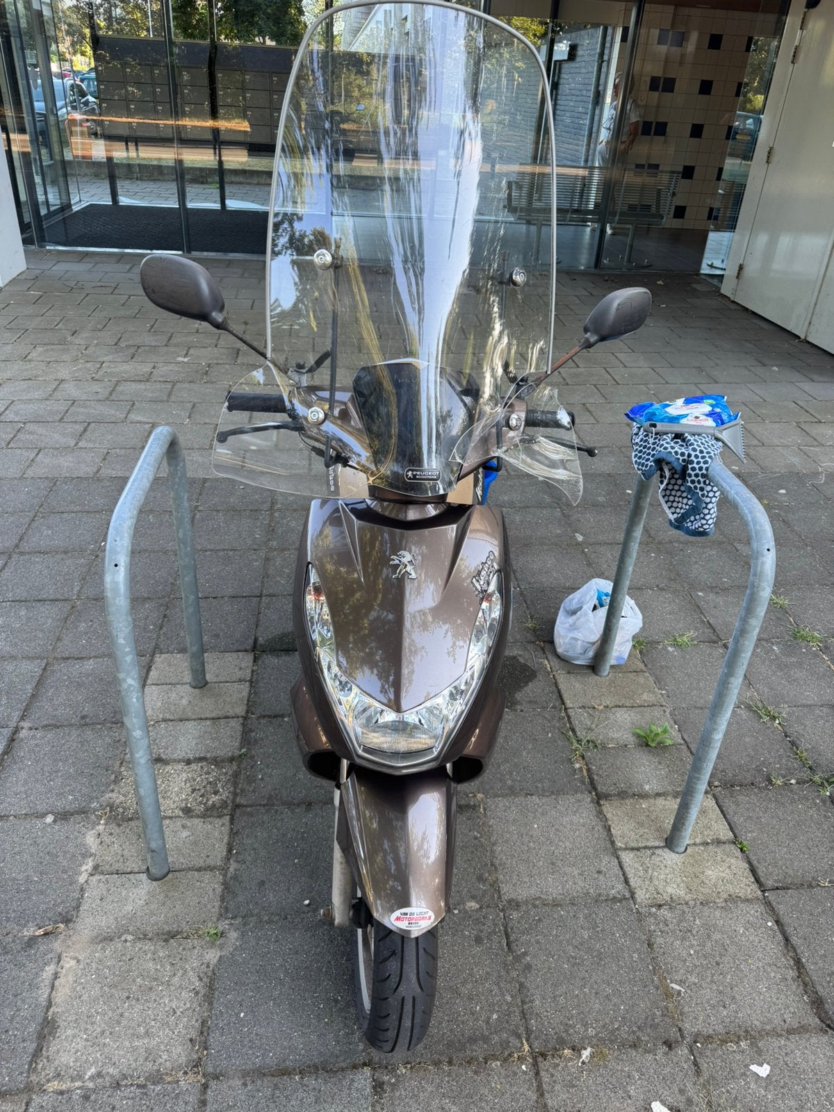 Peugeot Kisbee 25km/u, Ophalen, Zo goed als nieuw, Benzine, Peugeot