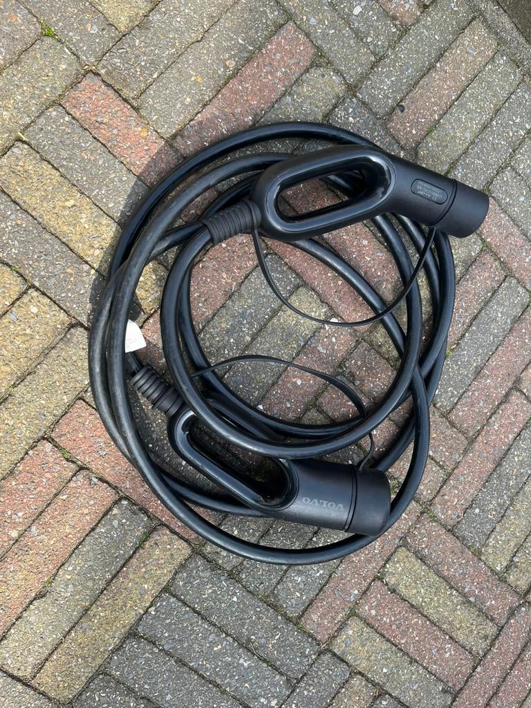 Volvo 3-fase laadkabel, Ophalen of Verzenden, Zo goed als nieuw, Laadkabel