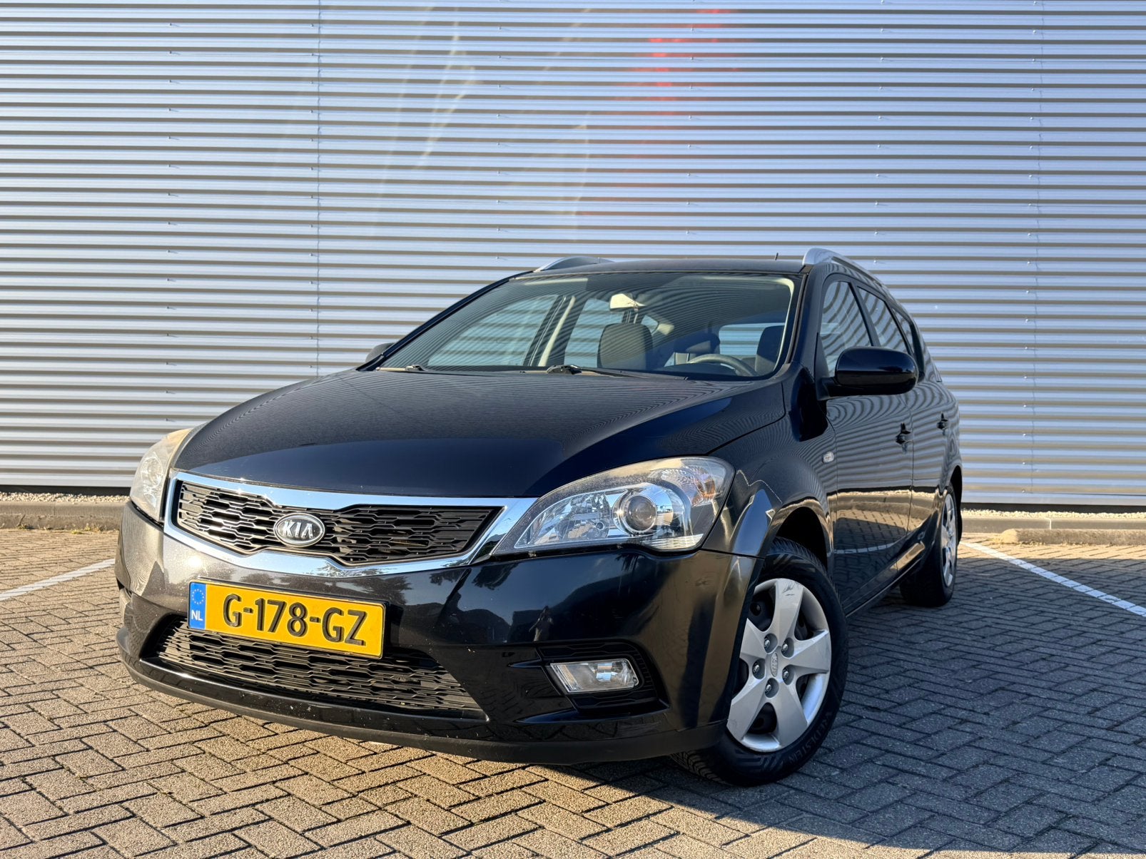 Recent APK | Nwe all season banden | Nwe Distributieketting, Auto's, Kia, Voorwielaandrijving, 4 cilinders, 1396 cc, Zwart