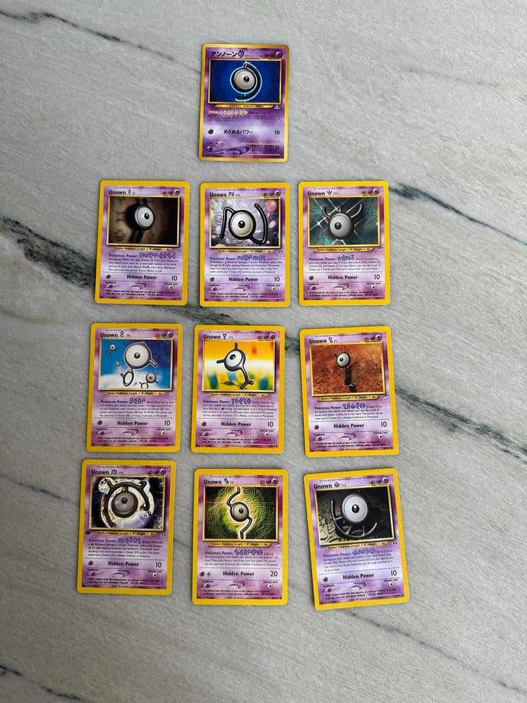10 Unown Pokémon kaarten (incl. 1 Japanse), Ophalen of Verzenden, Gebruikt, Meerdere kaarten