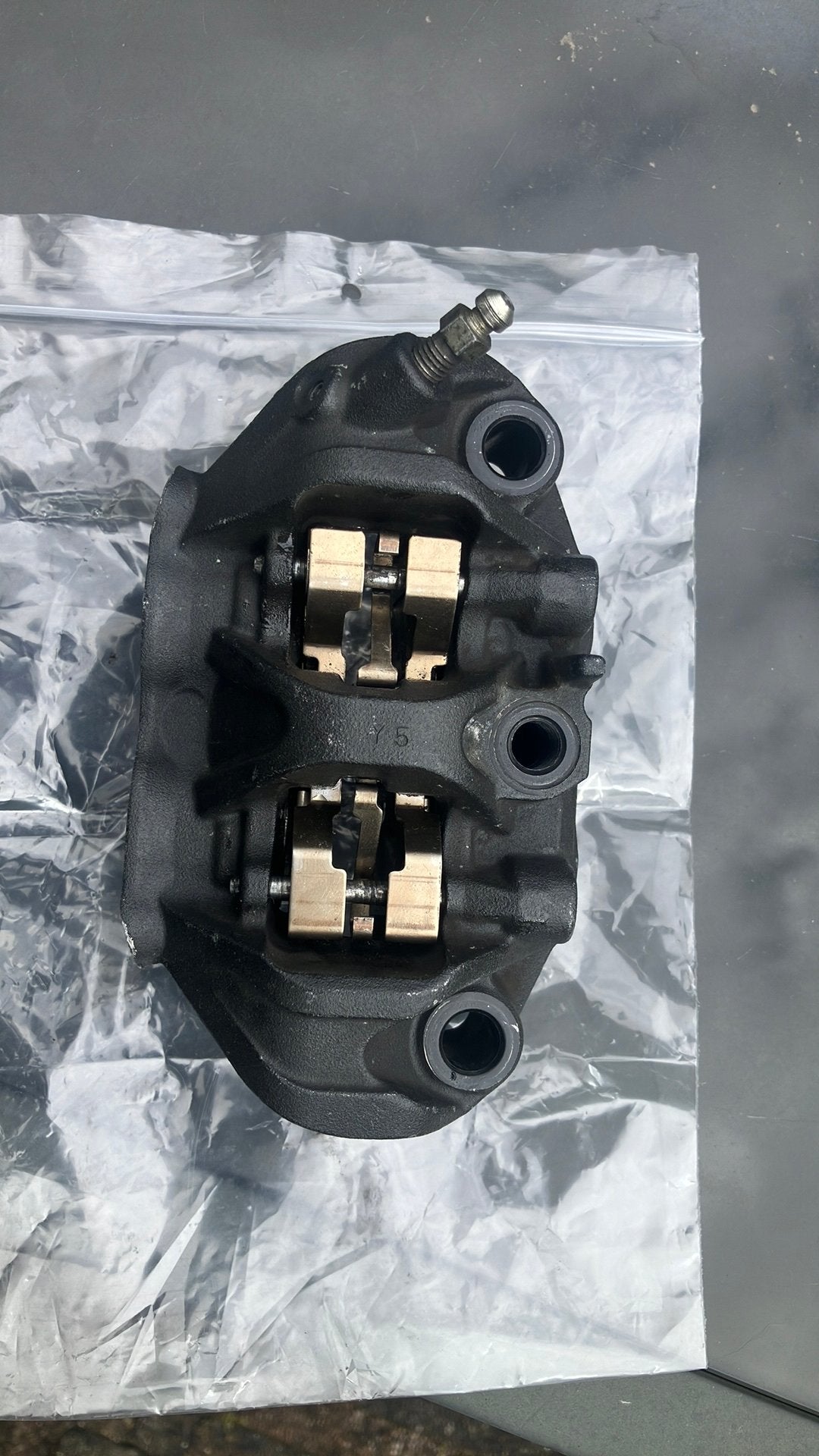 Te koop mooie remklauw honda cbr 600 rechts, Ophalen of Verzenden, Gereviseerd