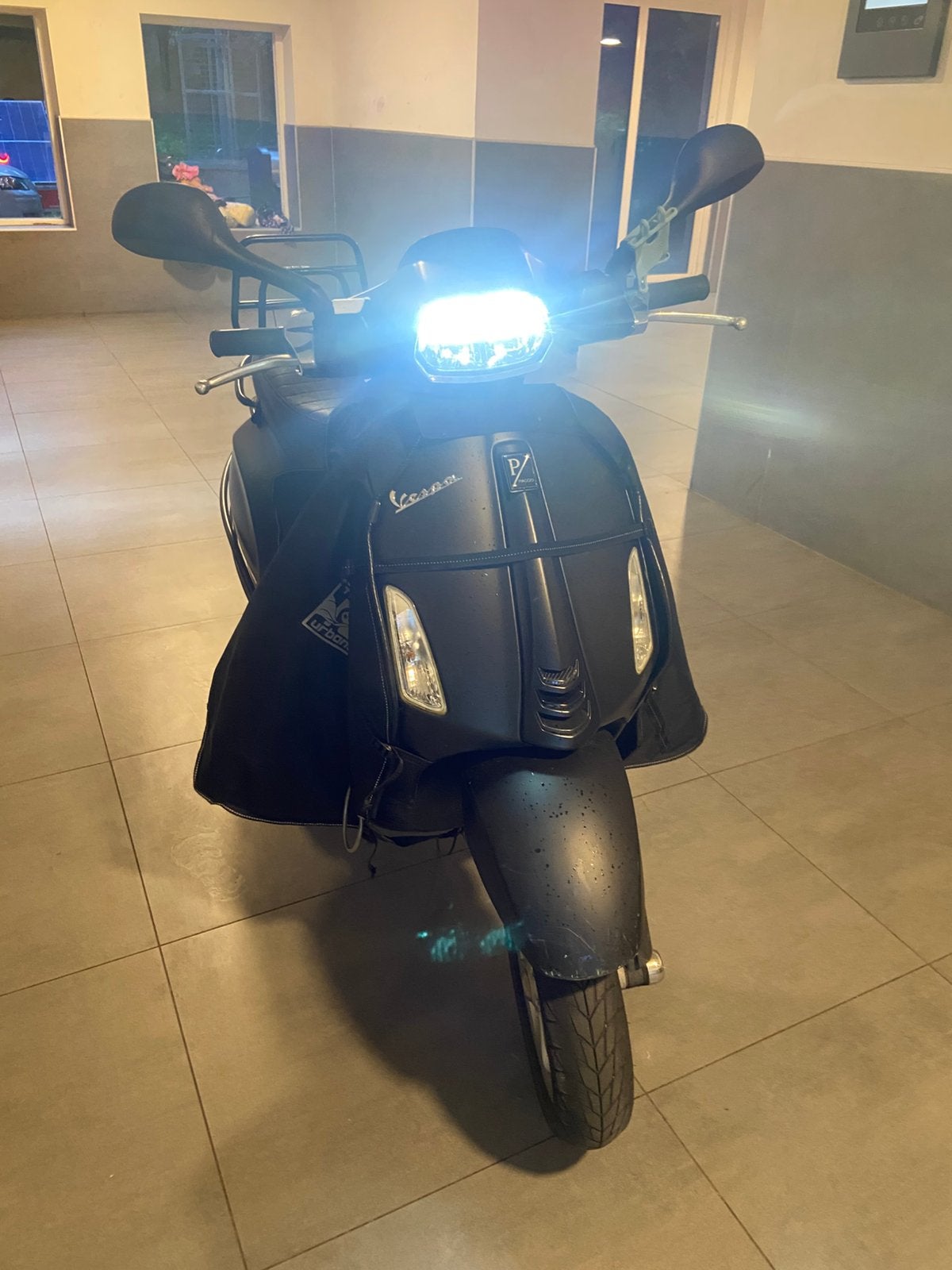 Vespa sprint - brom - (oud model kenteken), Ophalen of Verzenden, Zo goed als nieuw, Benzine, Vespa