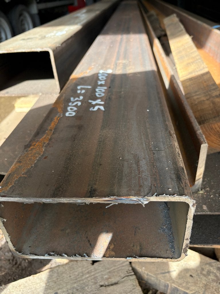 Hekkenspost koker  200x100x5 mm, Ophalen, Nieuw, 150 tot 200 cm, IJzer
